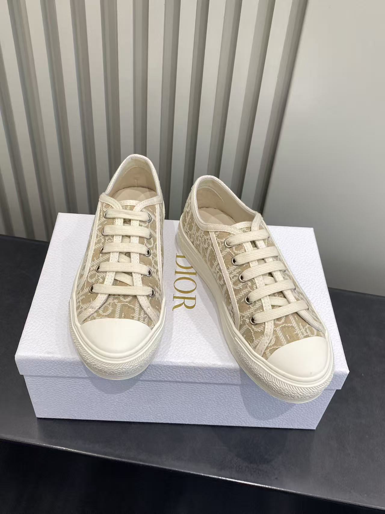 디올 신발 132680 Dior Shoes 썸네일 이미지