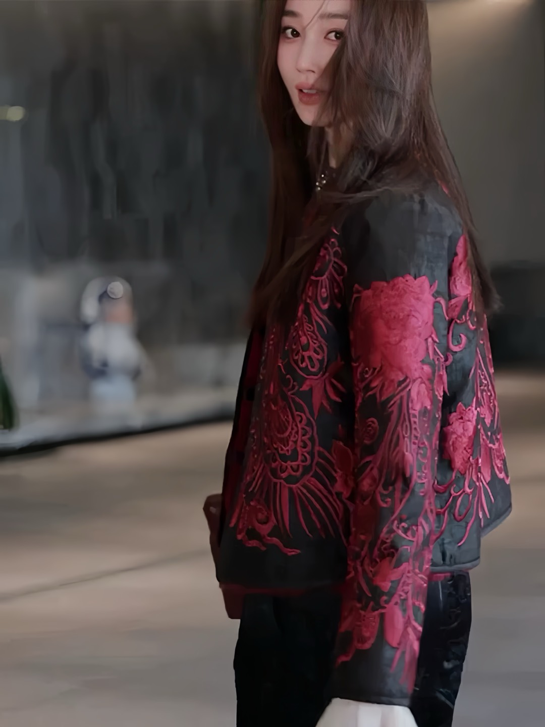 High-End Women’s Clothes: Quality Embroidered Rabbit Fur with Dust-Proof Bag. - 图片 5