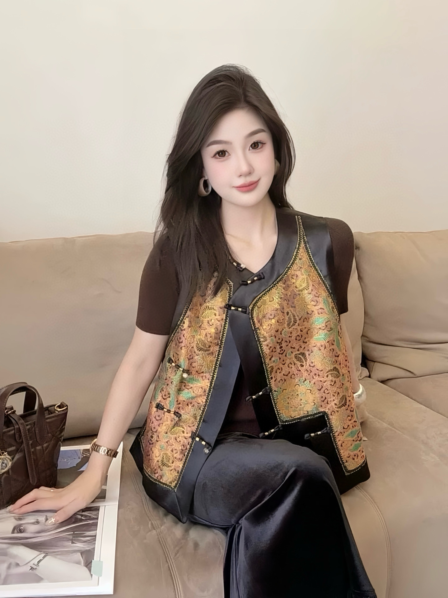 Elegant Jacquard Vest, Vintage Chinese Style Sleeveless Top, Stylish Outerwear 8 i1757354636976 568 0 7
