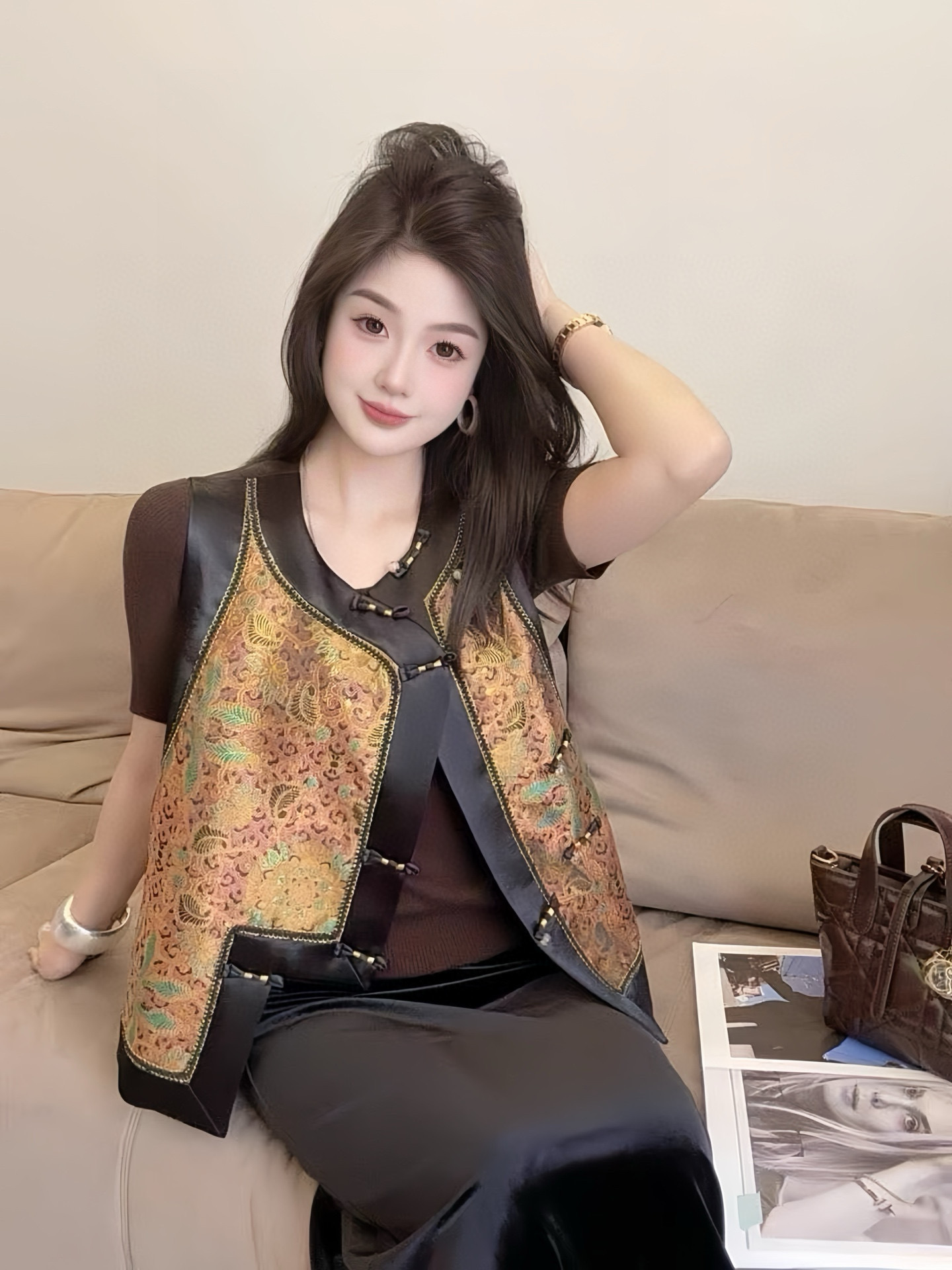 Elegant Jacquard Vest, Vintage Chinese Style Sleeveless Top, Stylish Outerwear 3 i1757354650077 2259 0 1