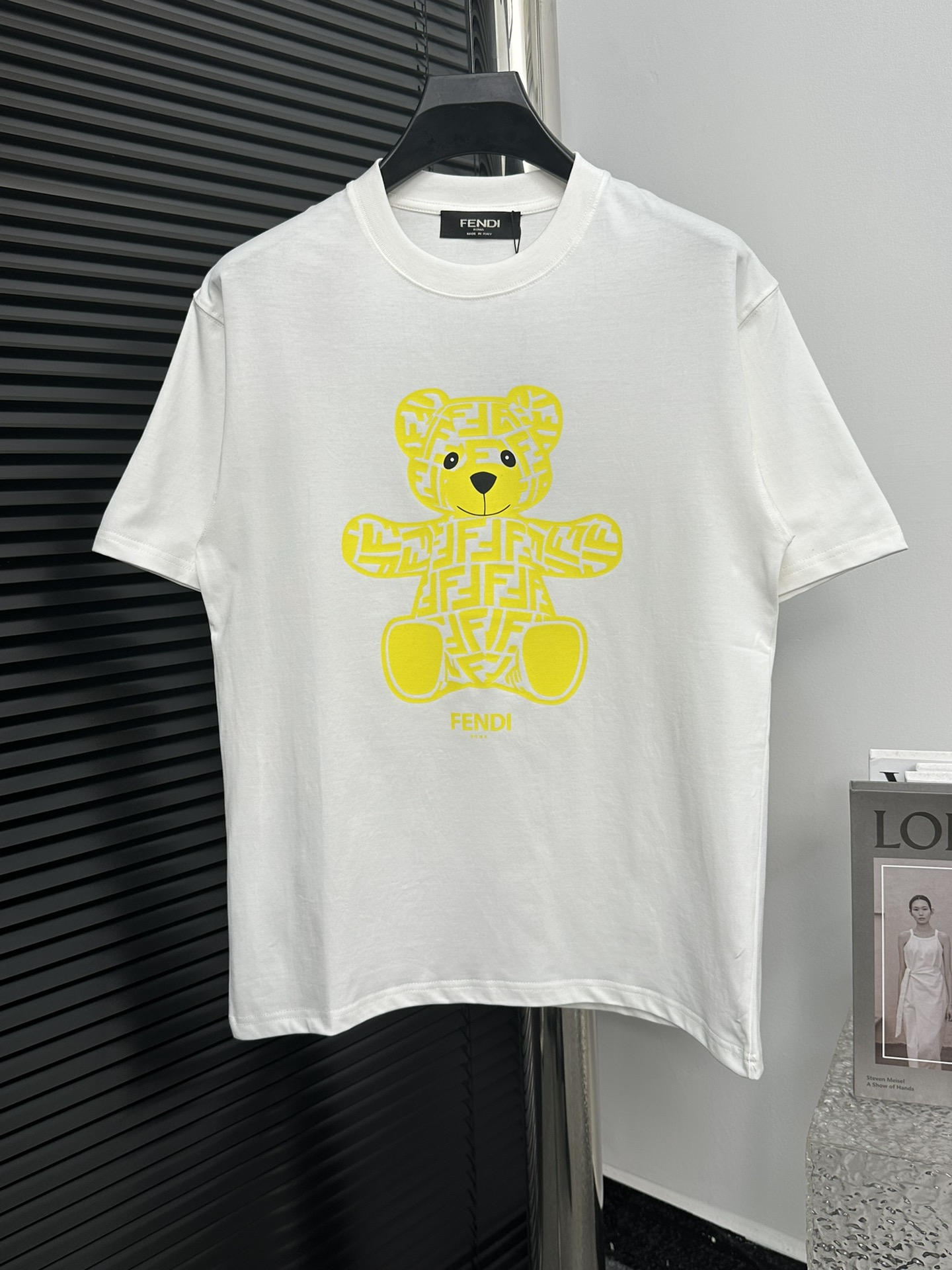 【Fendi】芬迪 2024 nuevo osito amarillo 🐻 camiseta de manga corta, proceso de estampado digital directo, mismo m…