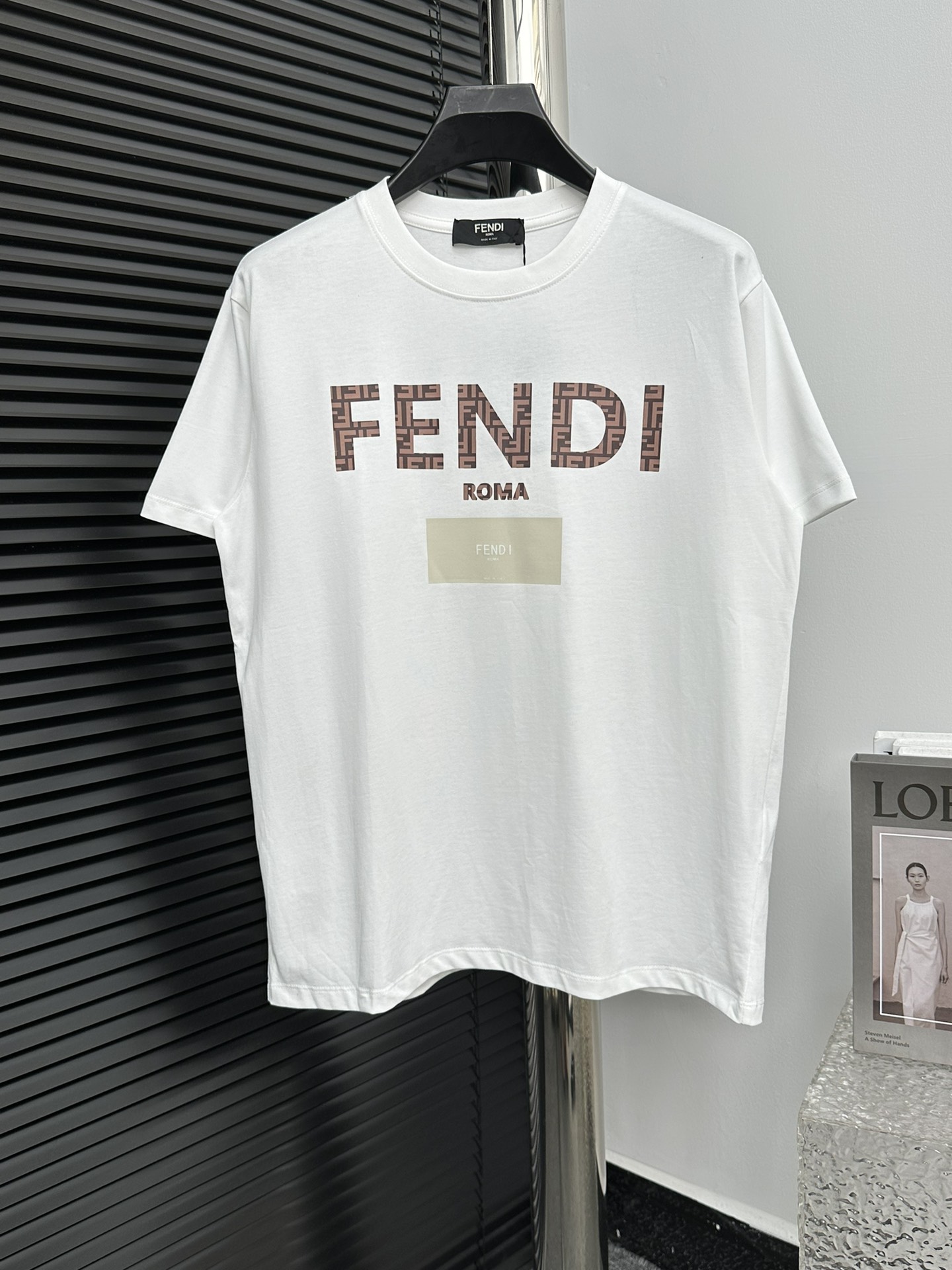 【Fendi】芬迪 24 primavera/verano última camiseta de manga corta para parejas, tela de algodón personalizada, tri…