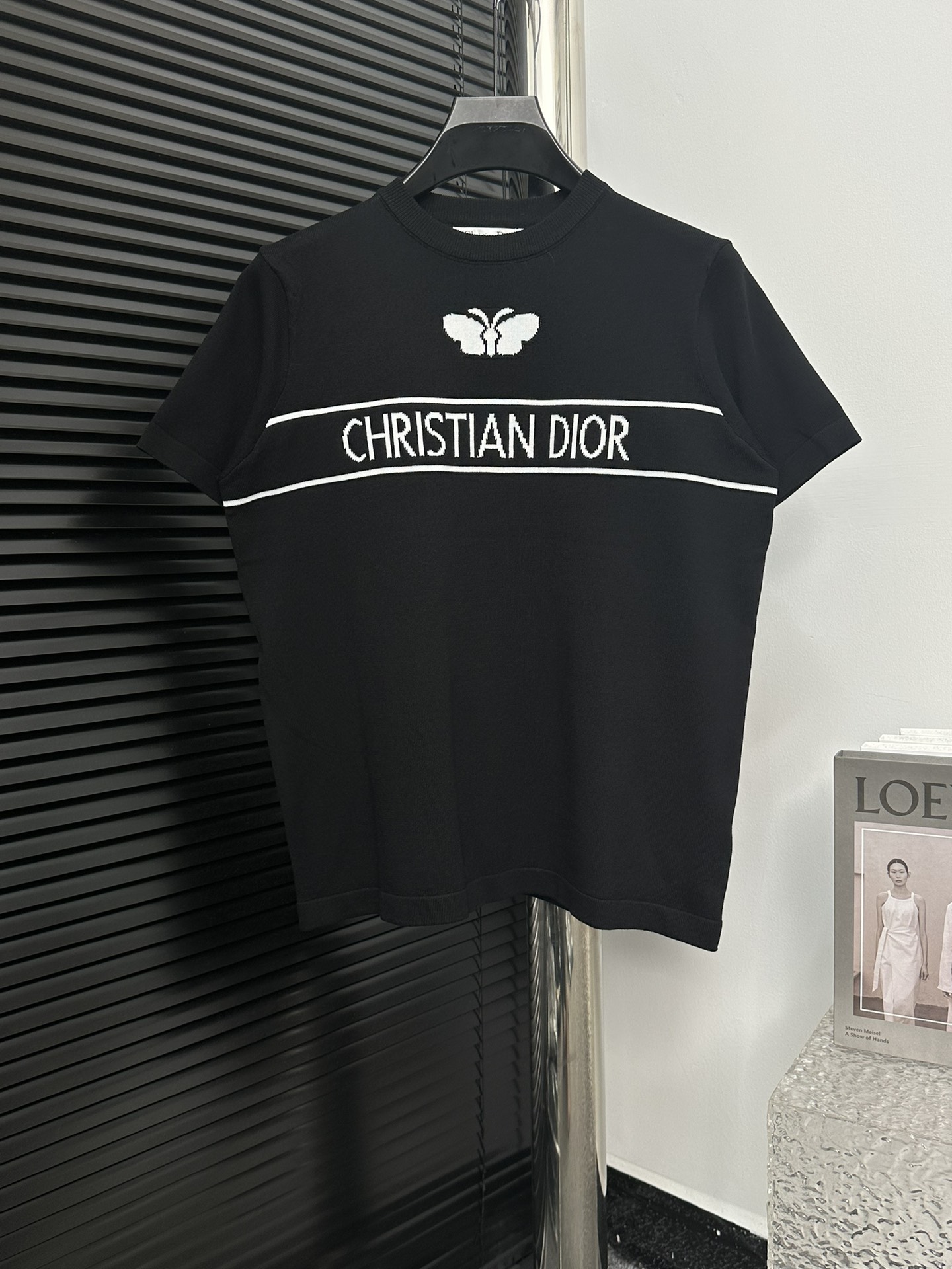 [DIOR] El nuevo tejido de manga corta Dijia 24ss está hecho de hilo de algodón de un solo hilo de los años 40, y el hil…