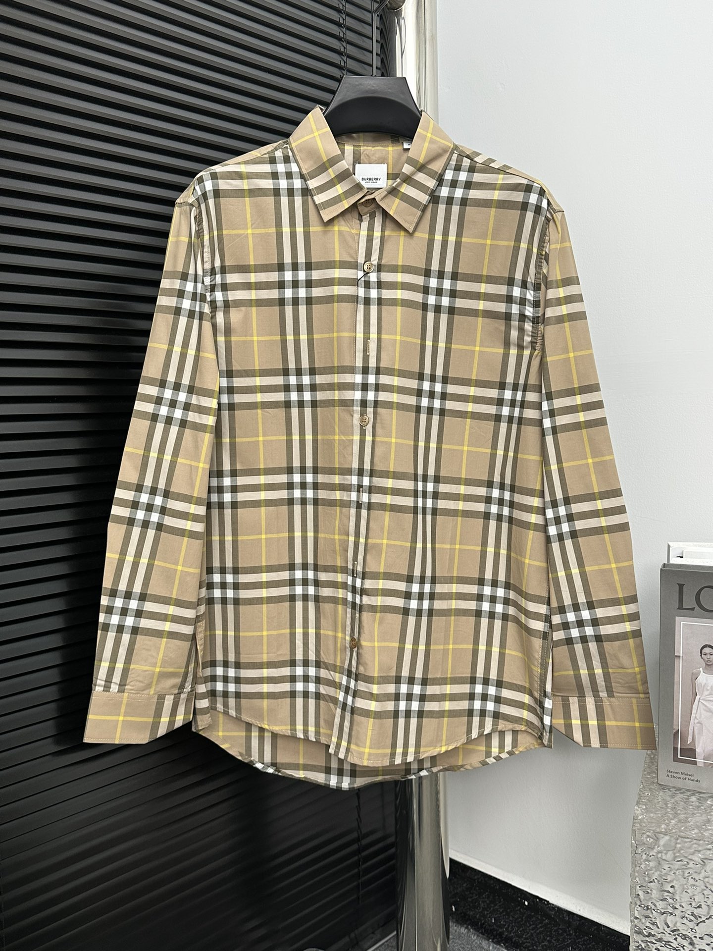 (Versión alta) 【Burberry】Camisa de manga larga clásica de rayas nueva, elemento de rayas más representativo de la marca…