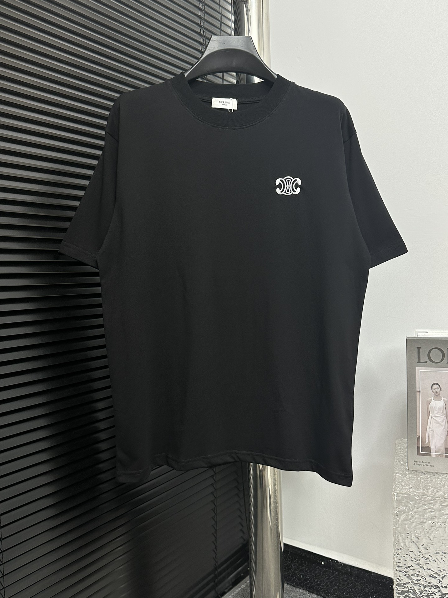 Celine Ropa Camiseta Negro Blanco Universal para hombres y mujeres Colección primavera – verano Fashion Manga corta