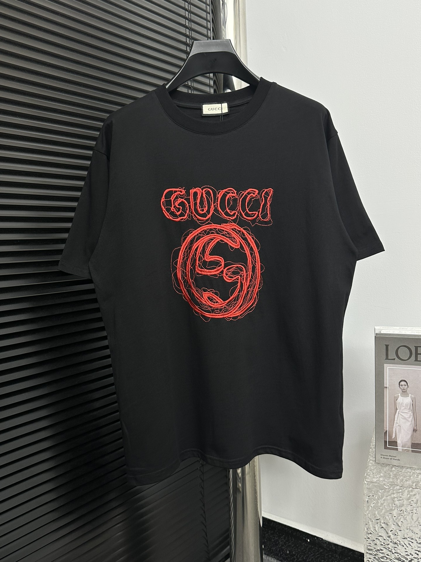 【GUCCI】Gucci 24ss camiseta de manga corta unisex con doble anillo en el pecho, 240g de algodón puro de doble hilo, bord…
