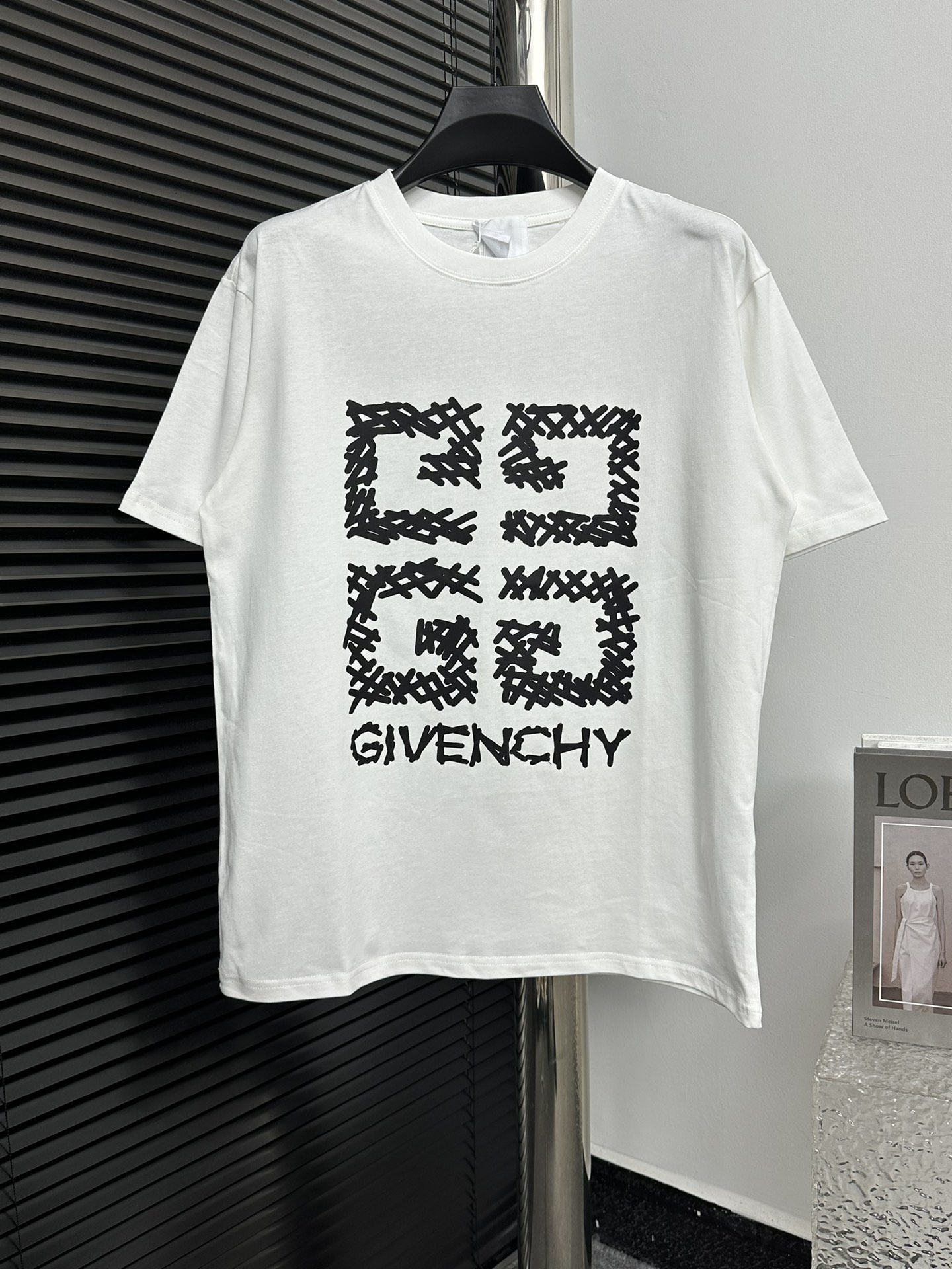 [Givenchy] ¡Givenchy 24ss nueva camiseta de manga corta con cuello redondo, versión de alta gama! Los tejidos hechos a …