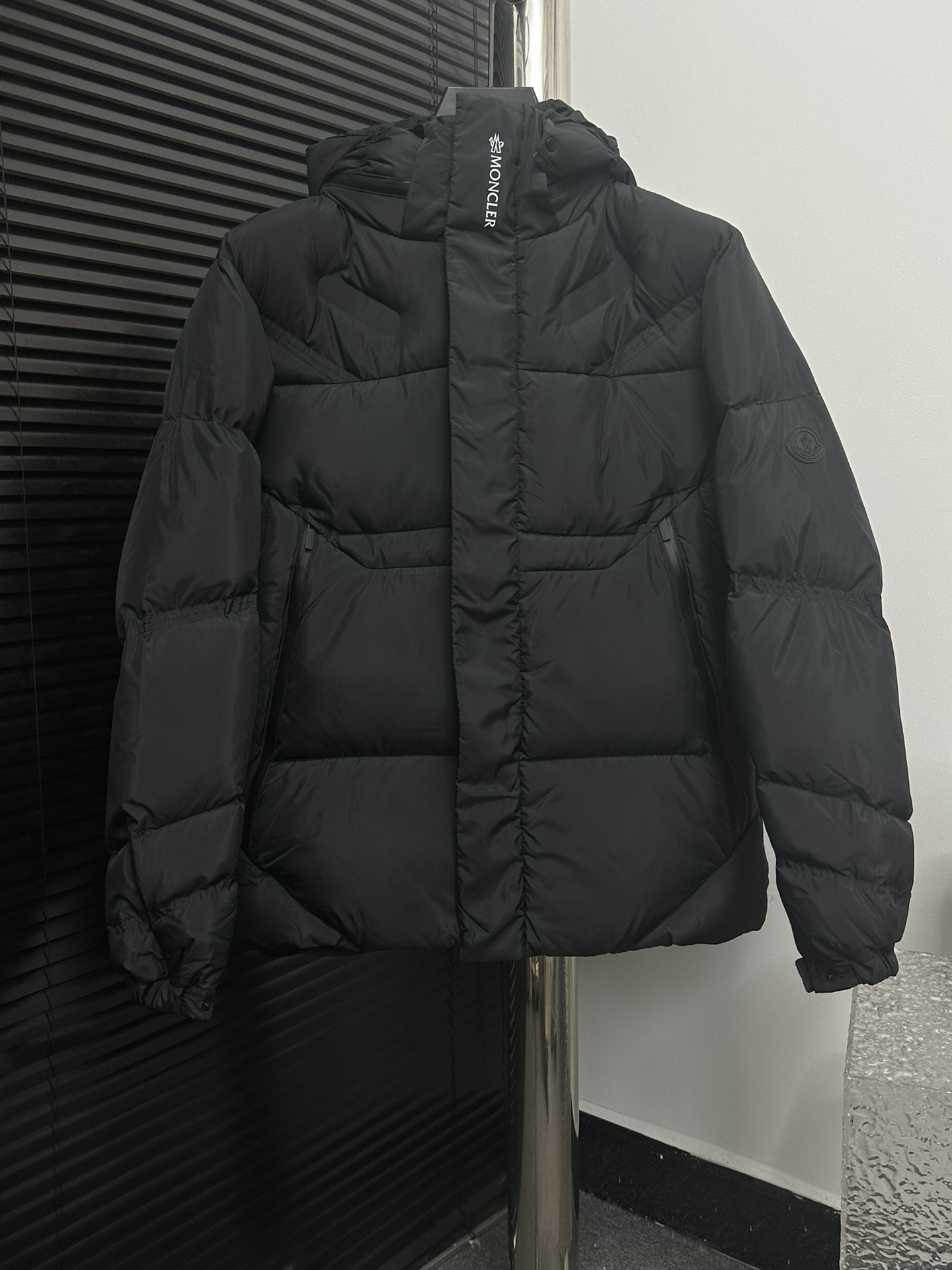 【Monc1er】Moncler Serie hombre Jarama chaqueta de plumón con capucha para hombre. Primera versión en toda la red, estilo…