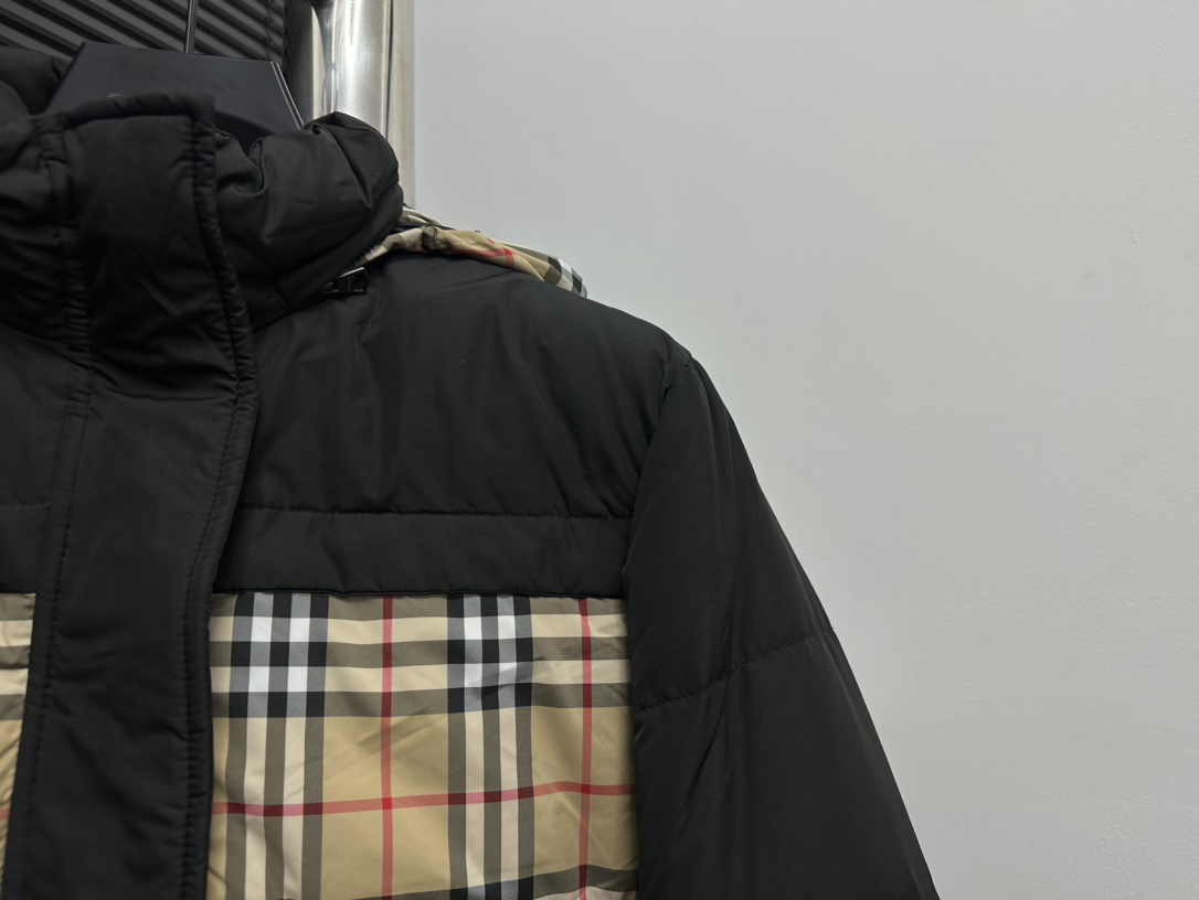 博柏利 Burberry 高级成衣风衣外套及大衣服饰 #A1824D8F 5