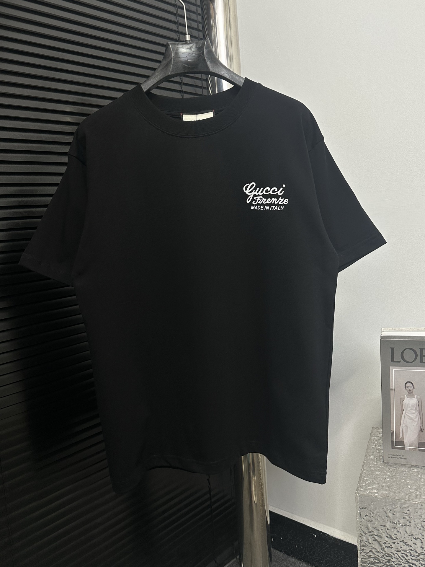 【Gucci】Camiseta de manga corta con logo de letras simple de 2025, la mejor calidad, réplica de tienda original, proceso…