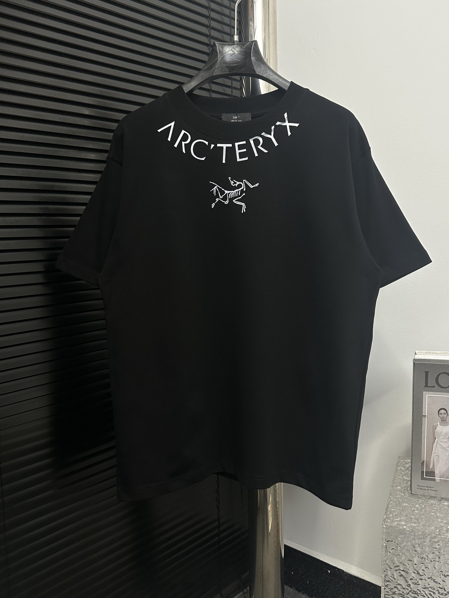 [ARC] Camiseta de manga corta con estampado en el pecho Arc'teryx 25ss. Confeccionado con tela de algodón de 260 g, dob…