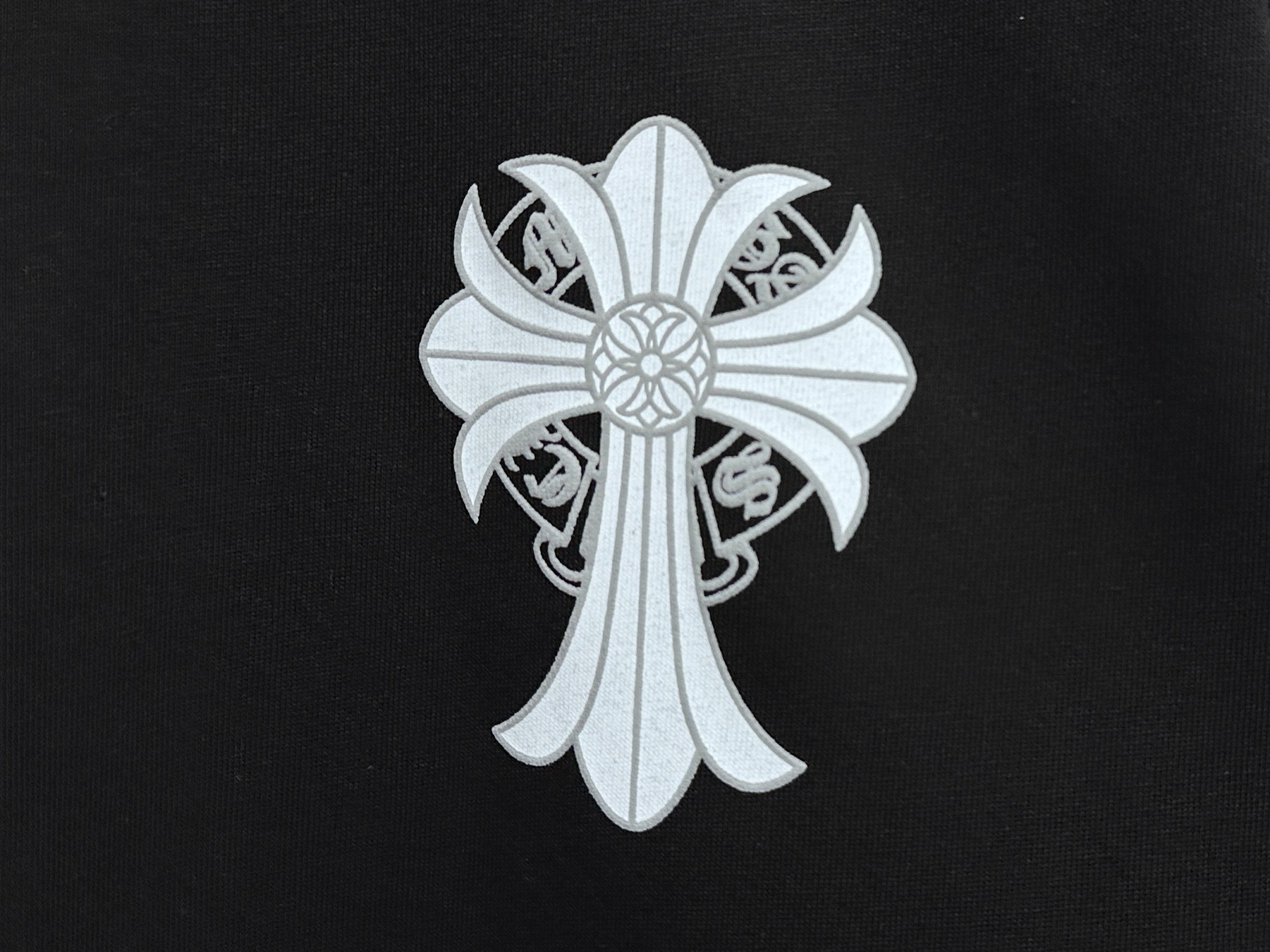 Chrome Hearts Camiseta de Manga Corta con Cruz para Hombre y Mujer 6 i1746287135774 6889 0 4