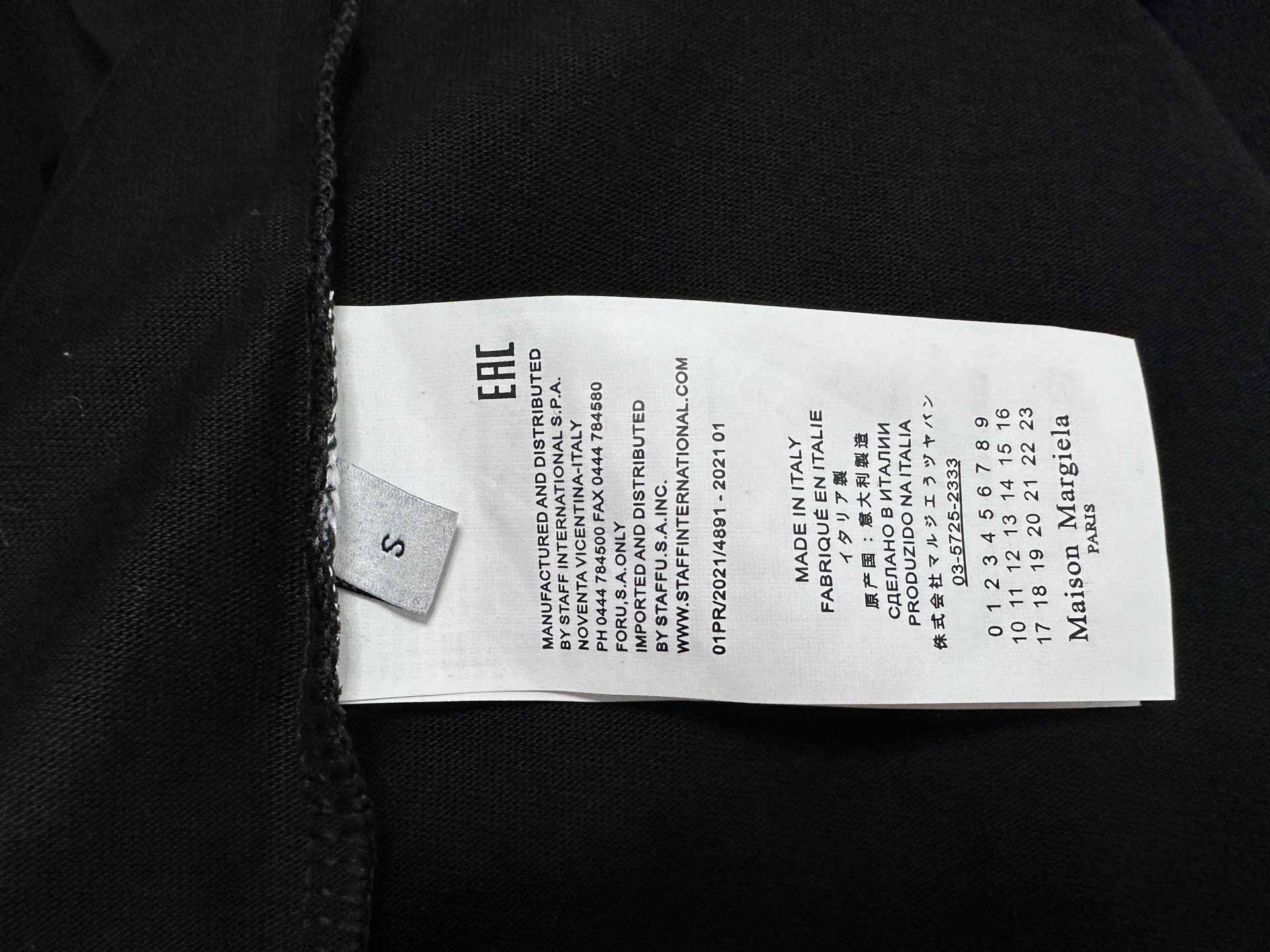 Maison Margiela Camiseta Edición Limitada 520 - Diseño Moderno y Confort 10 i1746454950793 2653 0 6