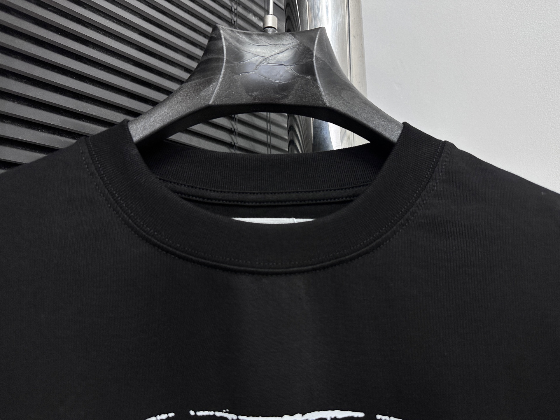 Maison Margiela Camiseta Edición Limitada 520 - Diseño Moderno y Confort 5 i1746454958565 5115 0 2