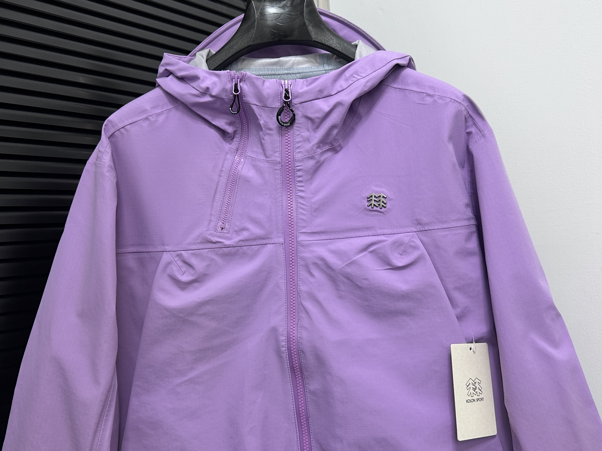 KOLON SPORT Chaqueta Urbana Funcional con Capucha para Hombre y Mujer 6 i1760028062946 2944 0 4