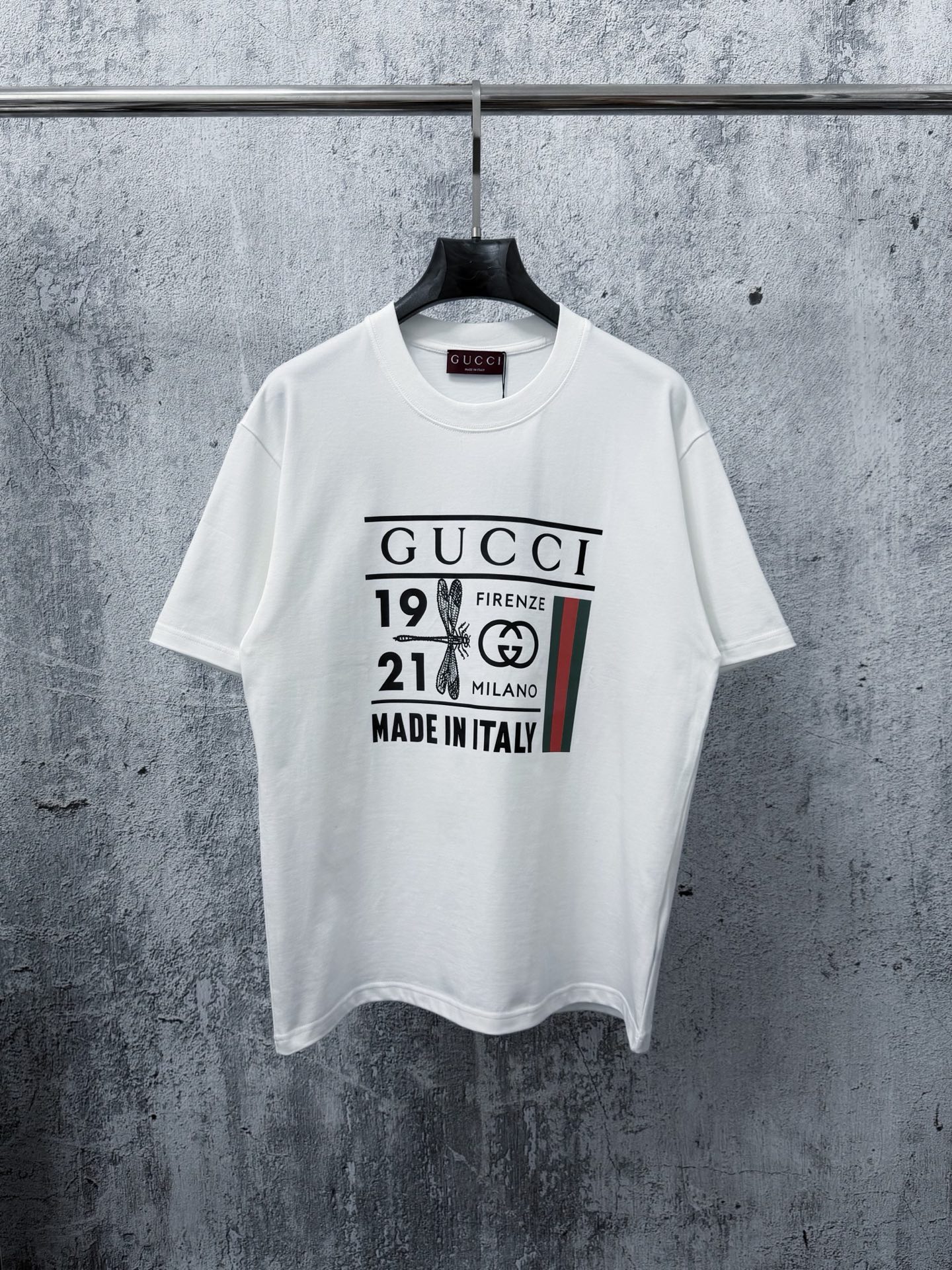 P85 【Gucci】Camiseta de manga corta para parejas, hombre y mujer, de la misma marca. La tela utiliza algodón puro de alt…