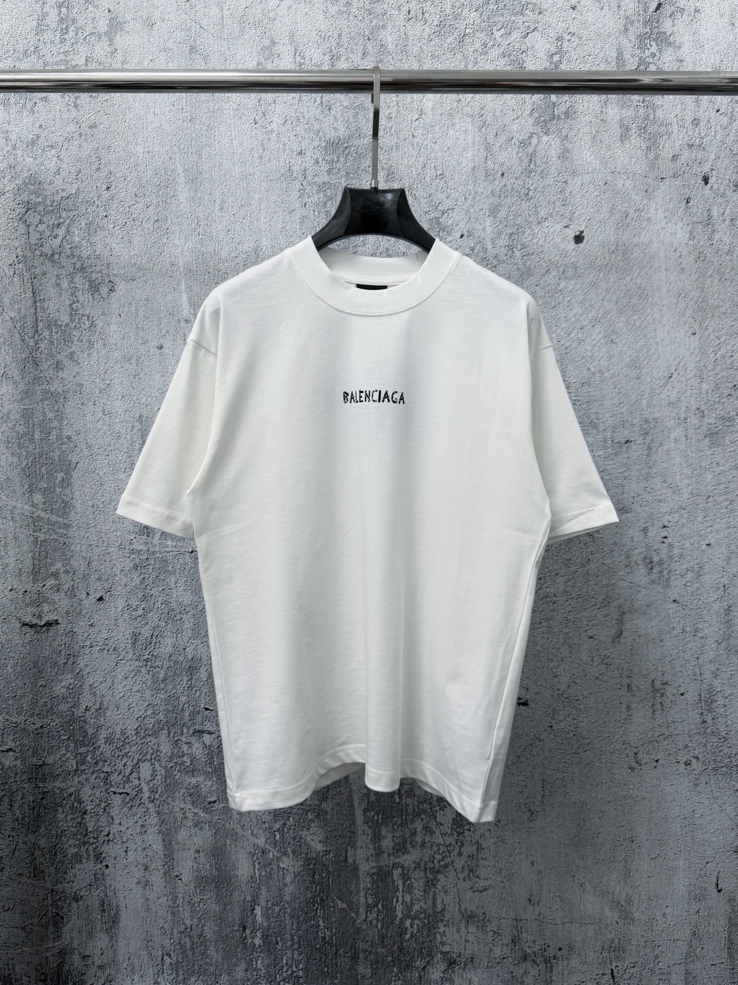 P70 [Balenciaga] Camiseta Balenciaga 26ss de metal flocado de manga corta, versión alta, patrón de impresión del logoti…