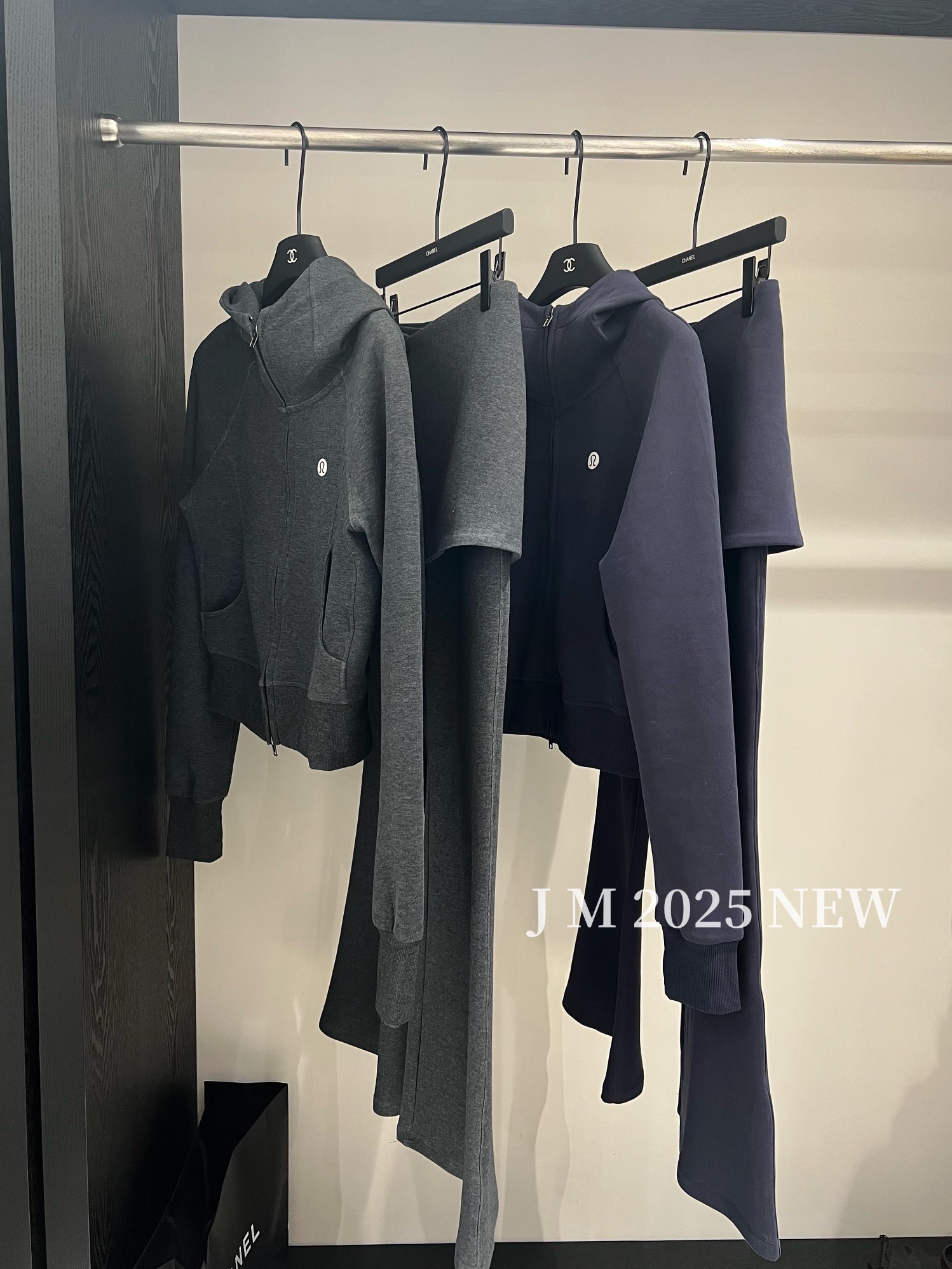 JM 2025 Nieuwe Micro Flare Broek Driedelige Set - Stijlvol & Comfortabel