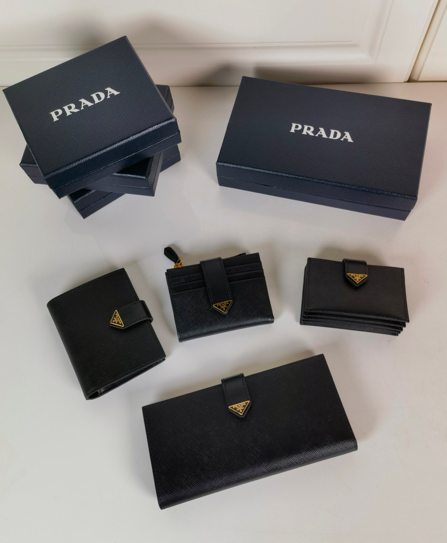 prada latest series of wallets