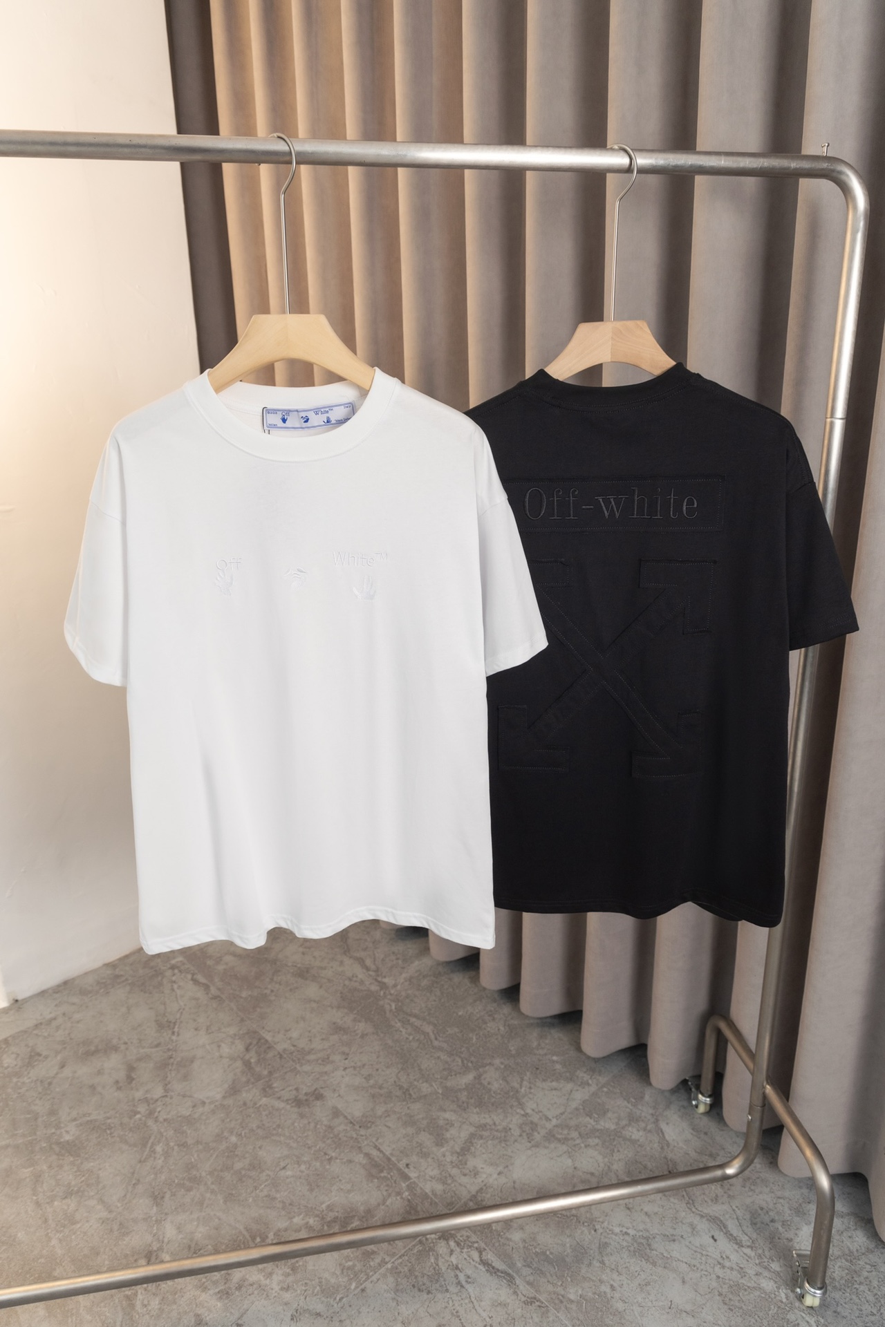 Camiseta nueva de Off White 24ss A1006, tallas europeas XS ~ L, corte europeo, confeccionada con tela de dobl…