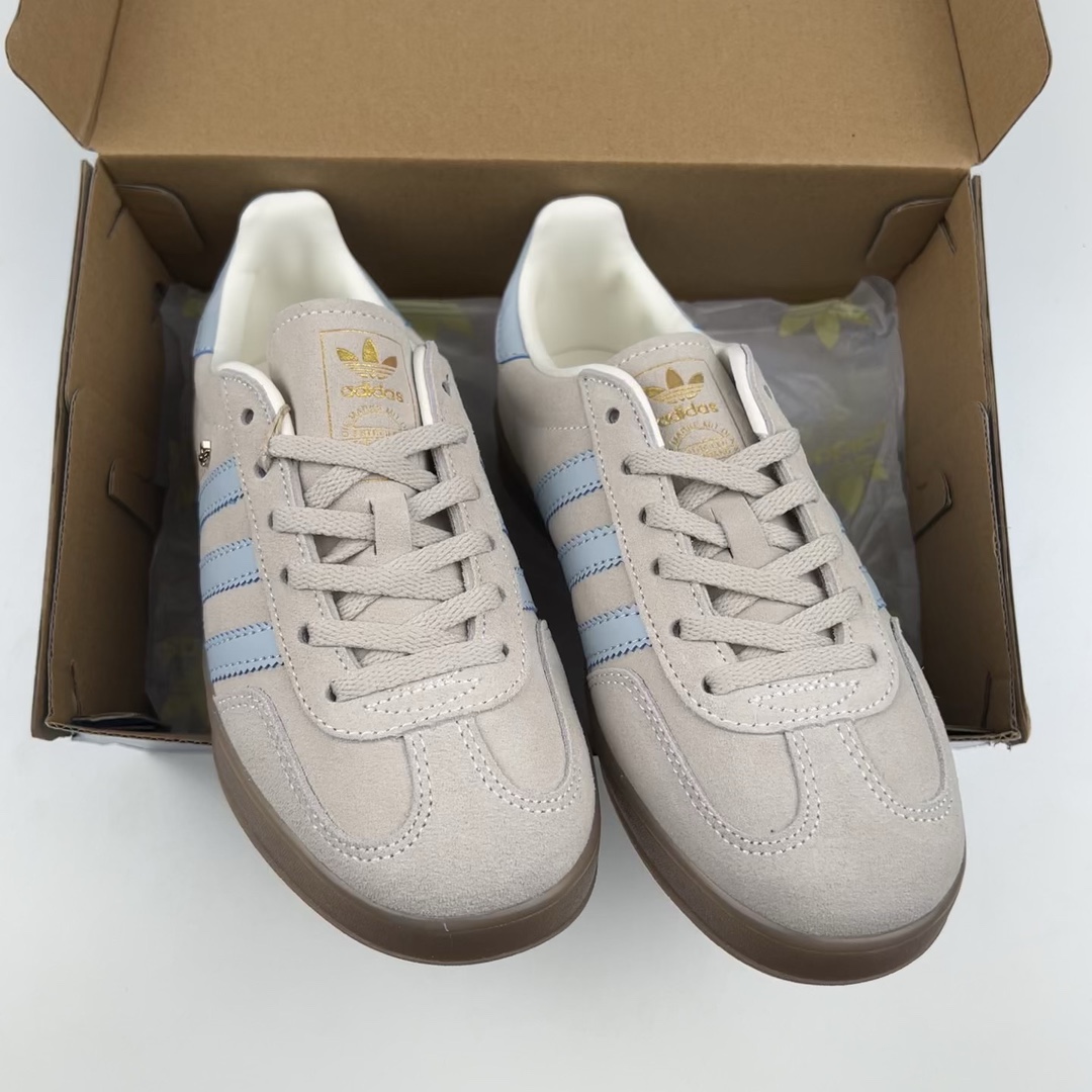Sneakers 10519