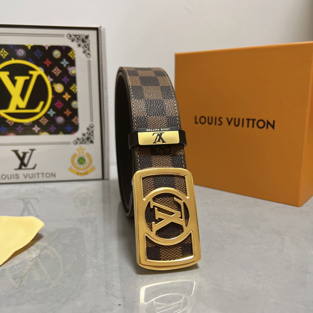 Louis Vuitton Cinturón Hebillas de acero Cuero vaca Dermis Fashion