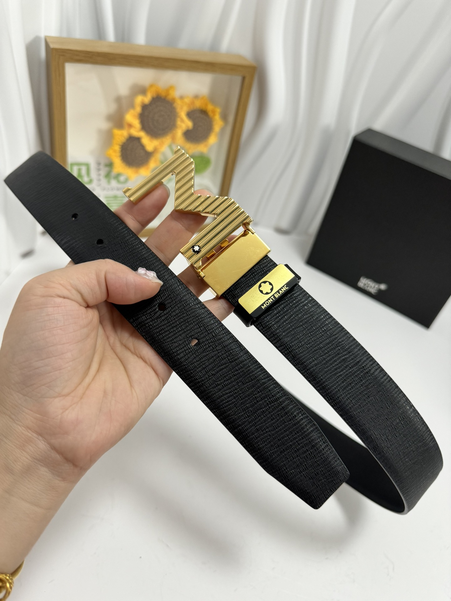 Montblanc Men's Leather Belt with Gold Buckle, 3.5cm Width - Premium Quality 3 i1728232226 2636 6