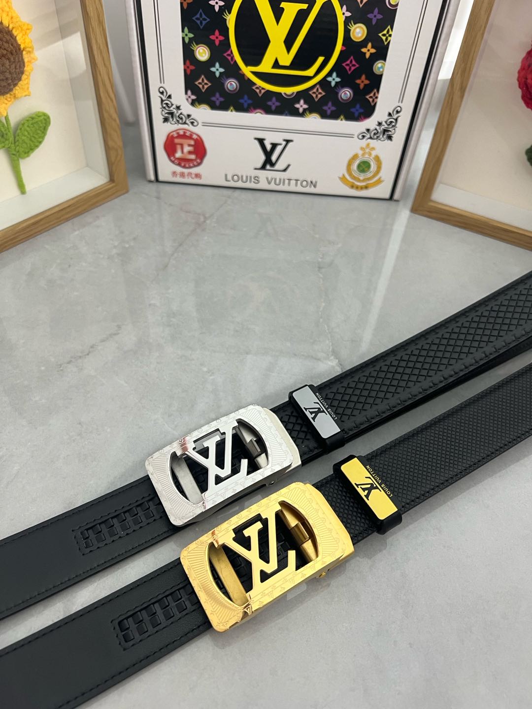 Louis Vuitton Leather Belt with LV Buckle, 3.5cm Wide 8 i1736438564396 5522 0 6