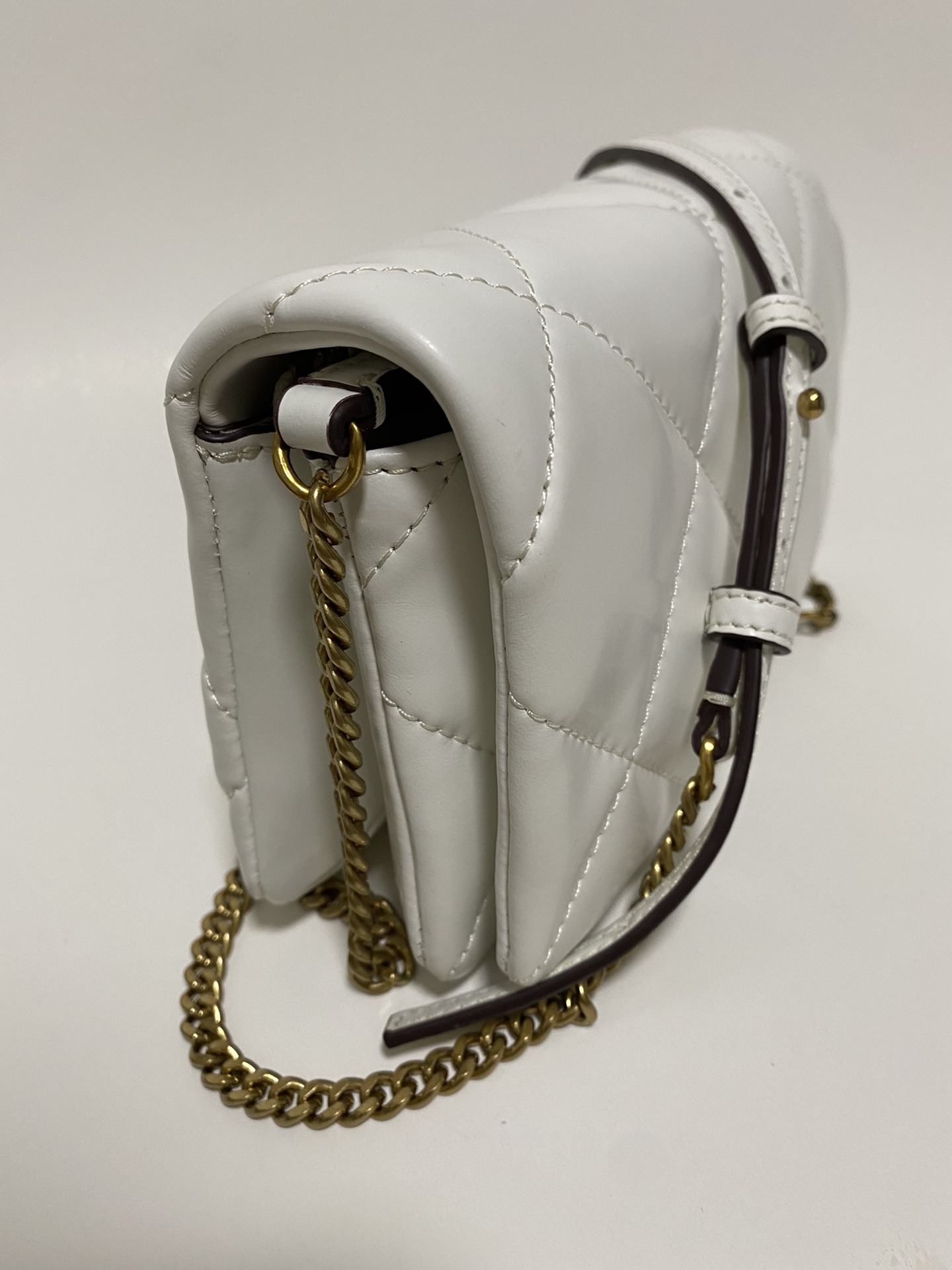 Tory Burch 158624 新品 2024春夏折叠斜挎包Kira链条单肩包