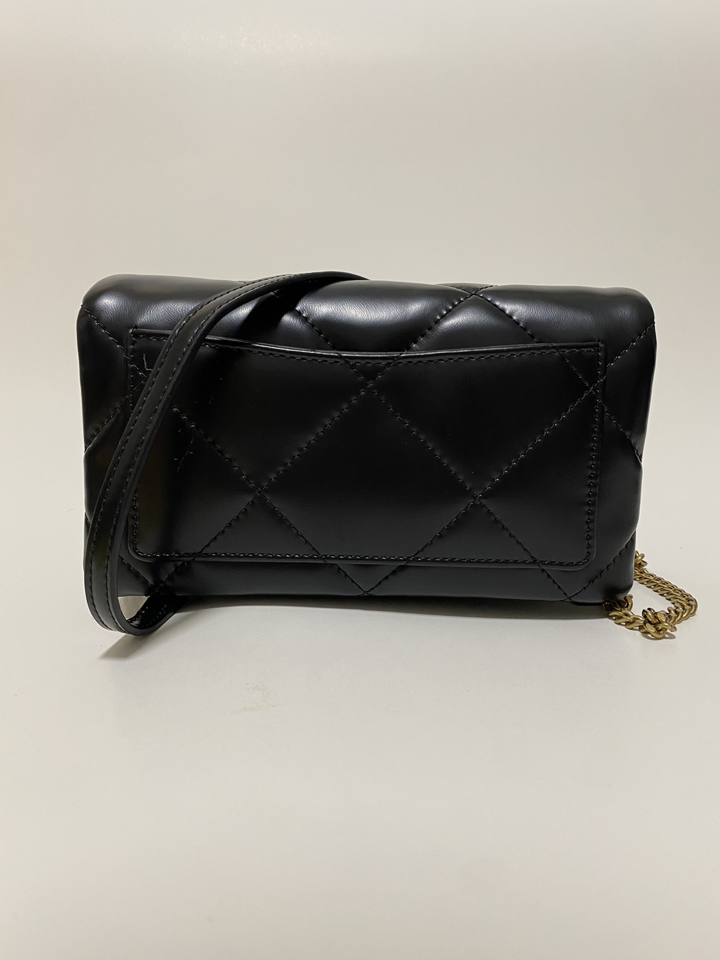 Tory Burch 158624 新品 2024春夏折叠斜挎包Kira链条单肩包