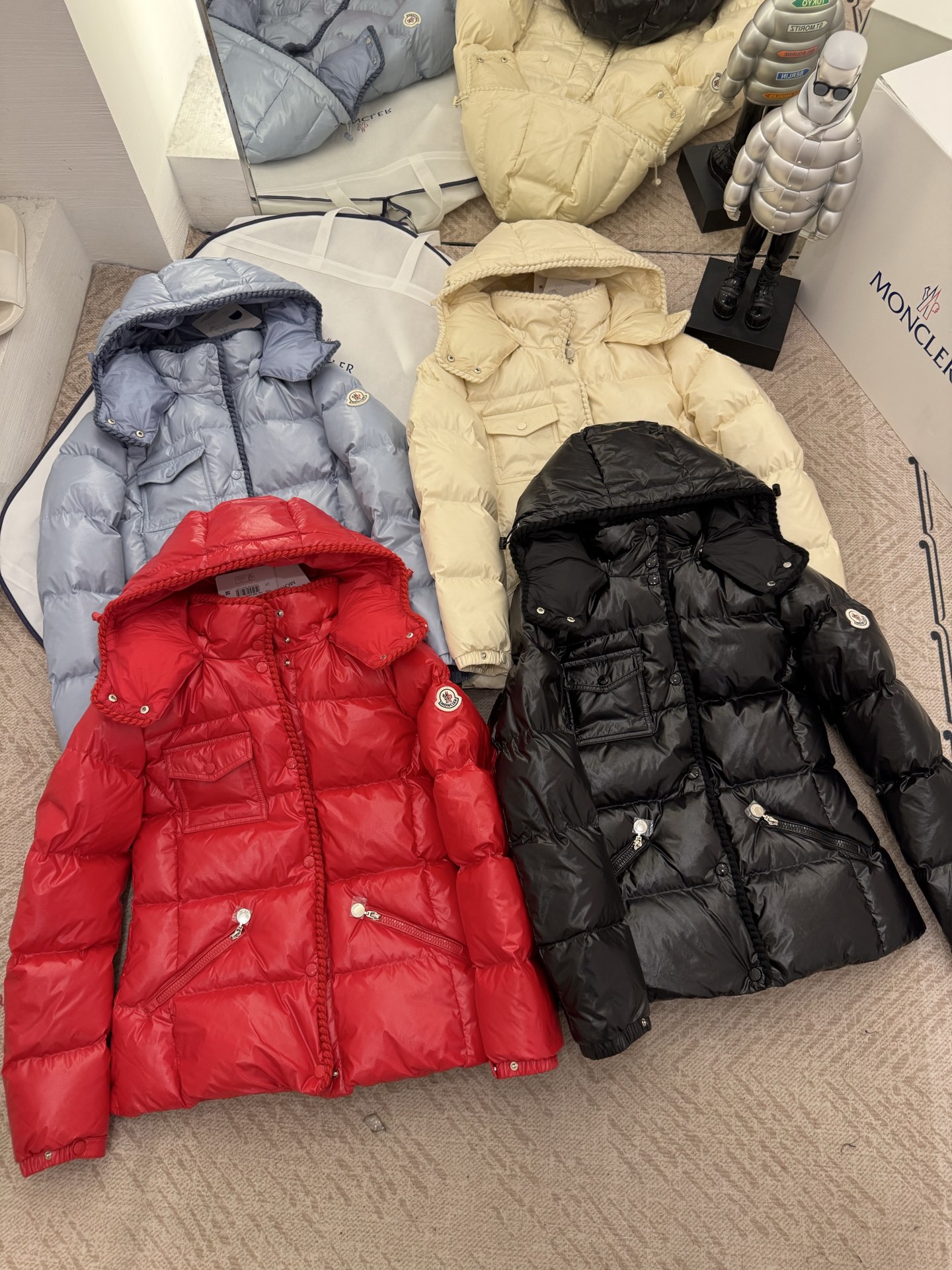Moncler GLAREIN Hooded Down Jacket - Stylish Slim Fit, Premium Quality 3 i1755001435442 8595 0 1