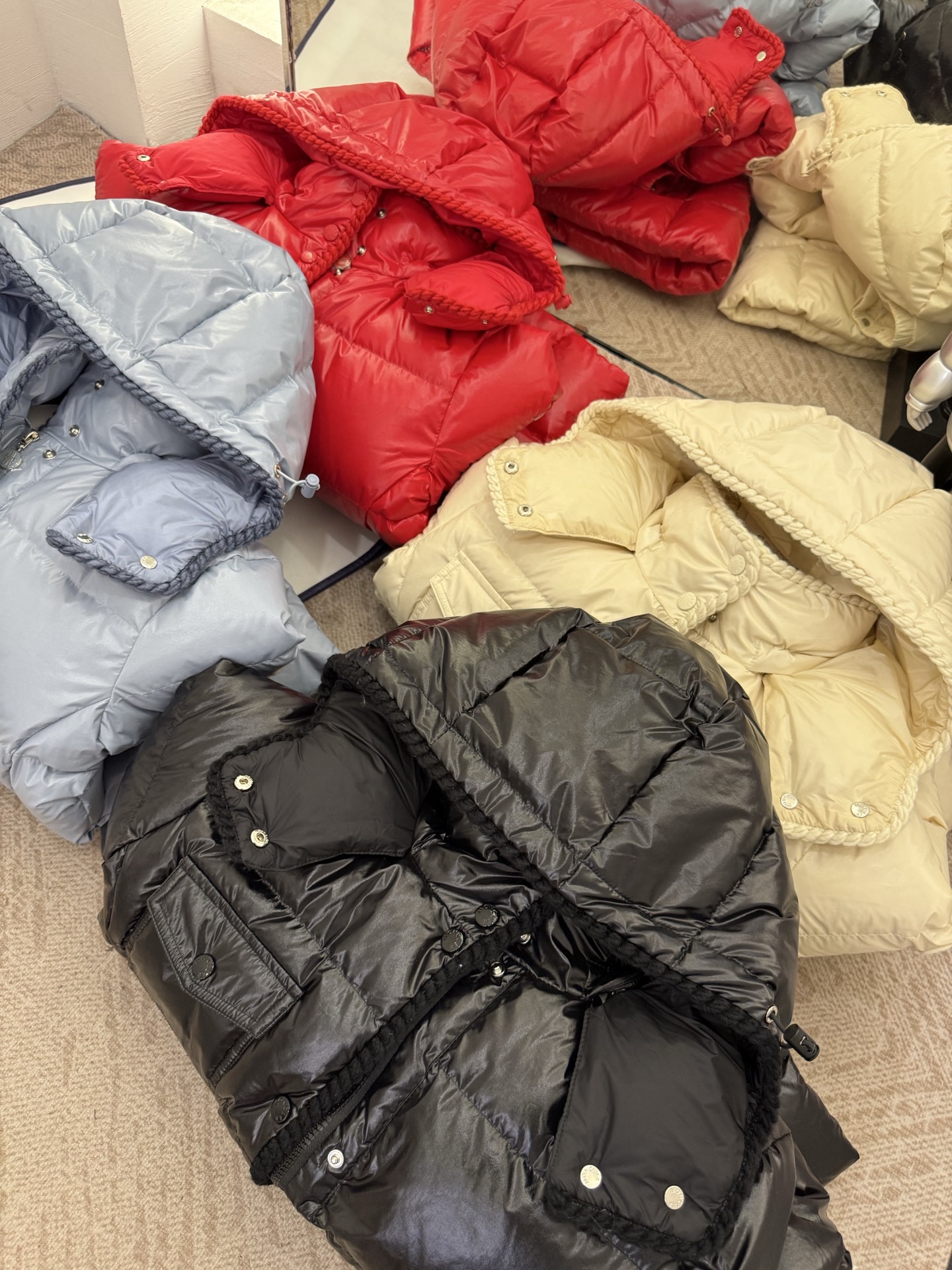Moncler GLAREIN Hooded Down Jacket - Stylish Slim Fit, Premium Quality 9 i1755001435443 3657 0 7