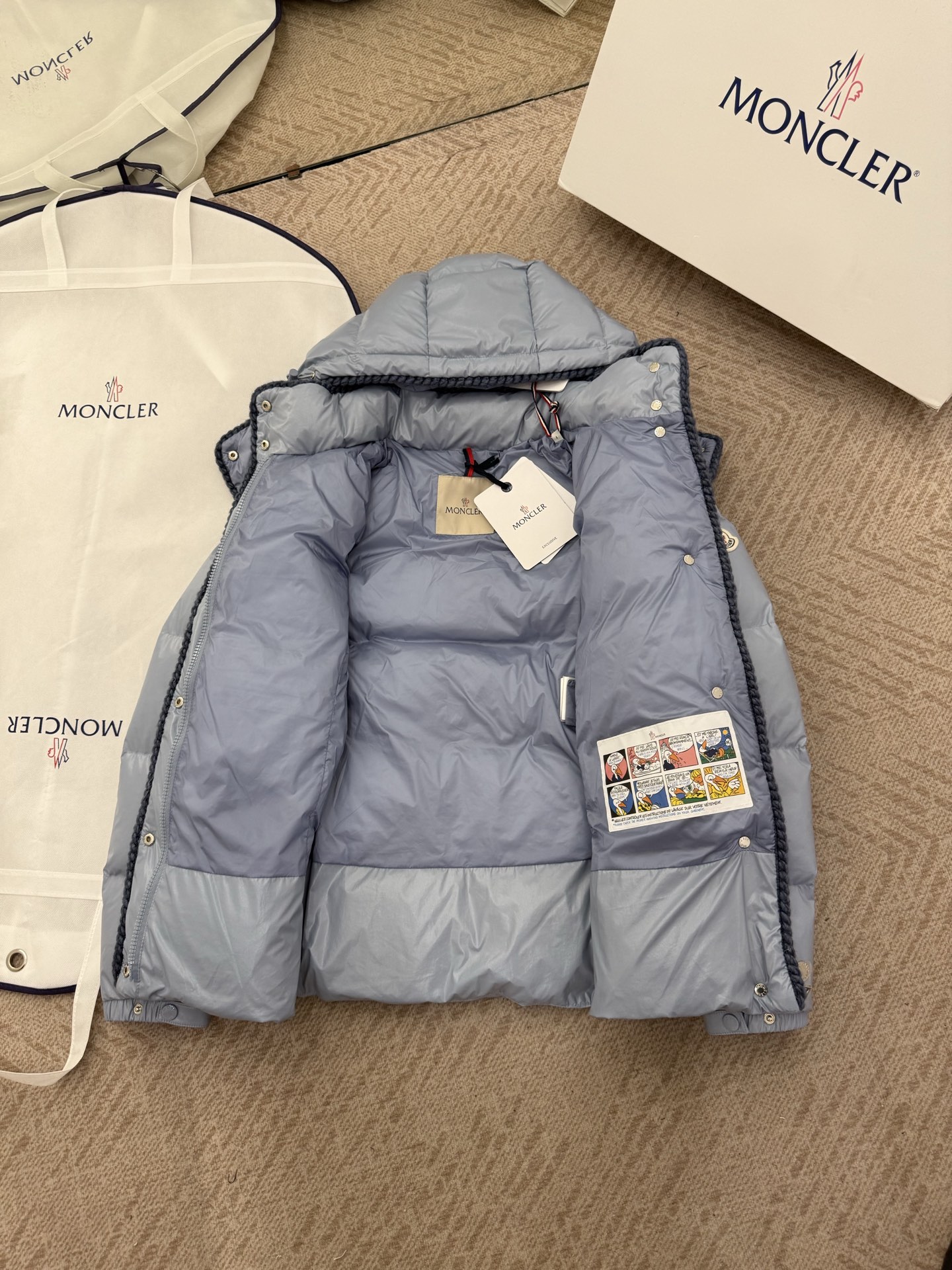 Moncler GLAREIN Hooded Down Jacket - Stylish Slim Fit, Premium Quality 8 i1755001452896 2743 0 6
