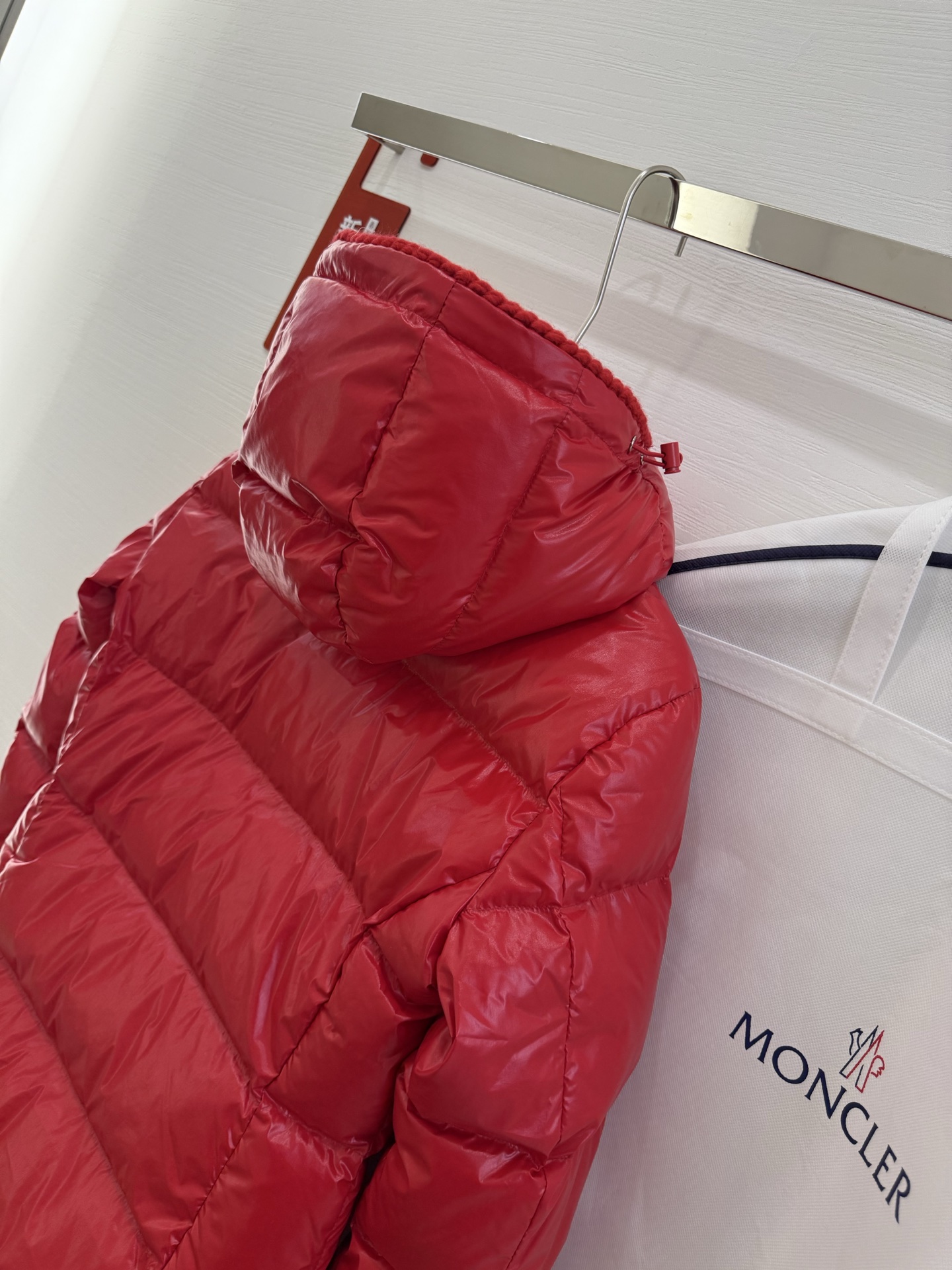 Moncler GLAREIN Hooded Down Puffer Jacket - Stylish & Warm, Various Colors 7 i1755001542768 322 0 5
