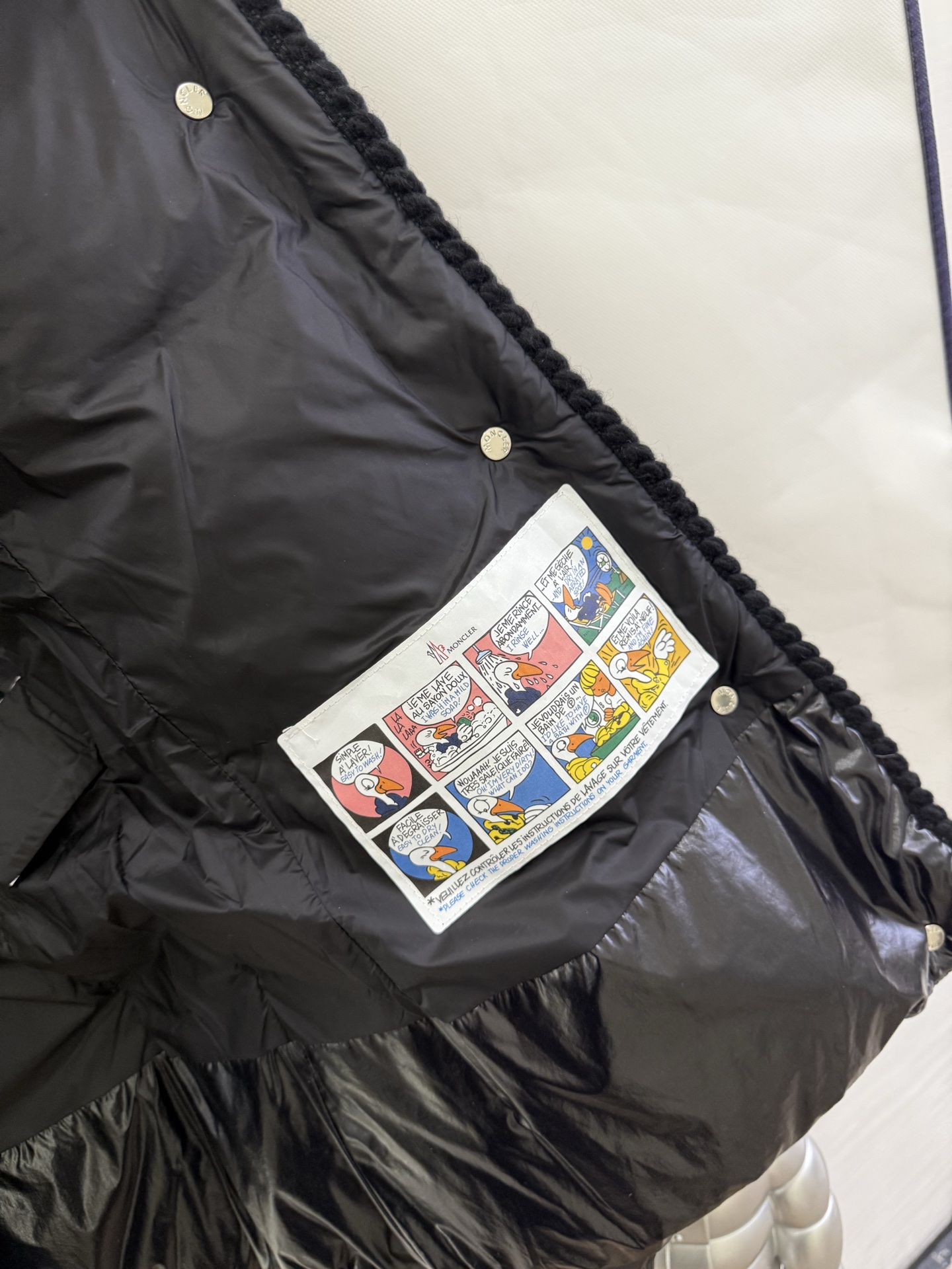 Moncler GLAREIN Hooded Down Jacket - Slim Fit, Warm, and Stylish 9 i1755001581367 4035 0 7