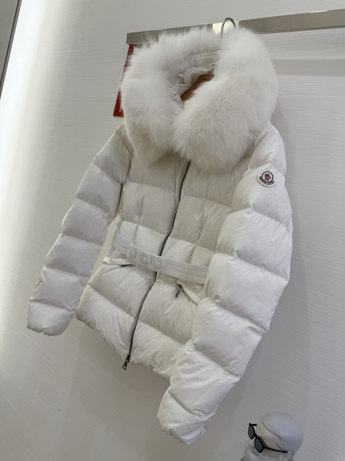 白色白毛（顶级版）MON&LER BOED系列♨️实拍图颜色 ：白色 绿色 黑色 码数1-2-3-4毛领