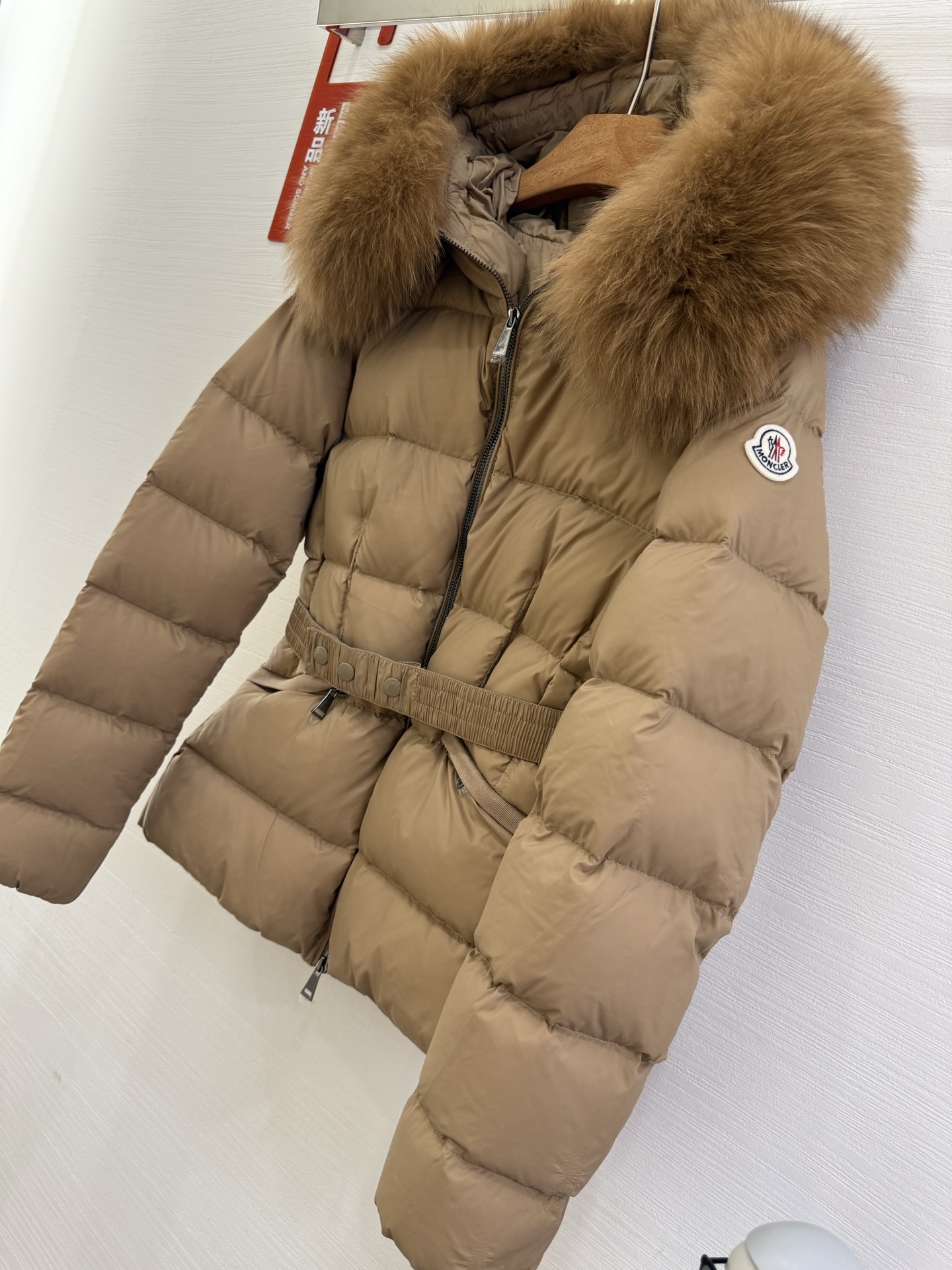 咖色咖毛（顶级版）MON&LER BOED系列♨️实拍图颜色 ：白色 绿色 黑色 码数1-2-3-4毛领