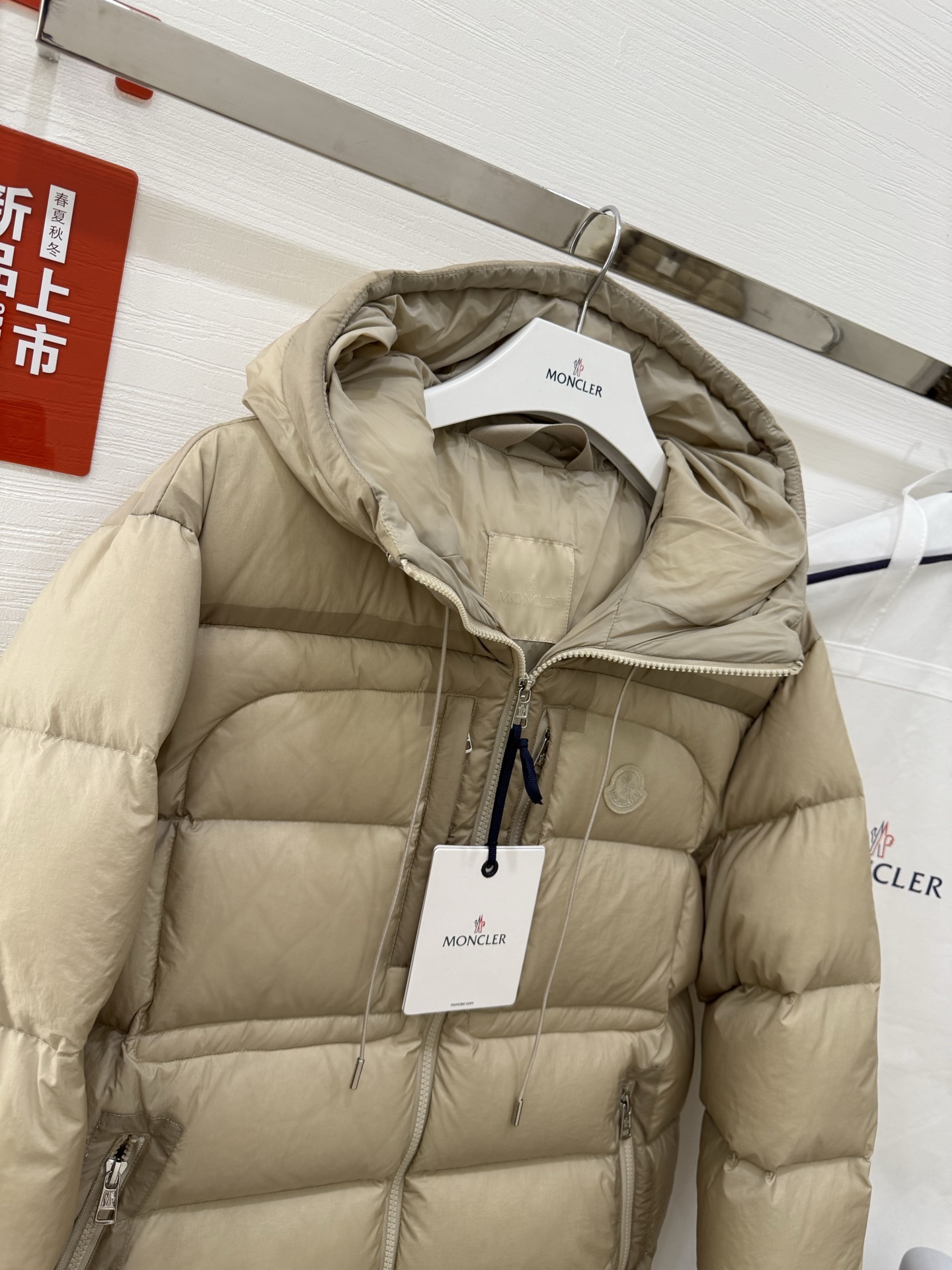 ✨✨✨Moncler蒙口25春夏男ORFET薄短款连帽轻质羽绒服，宽松版型百搭不挑人，男女同款，原版定制