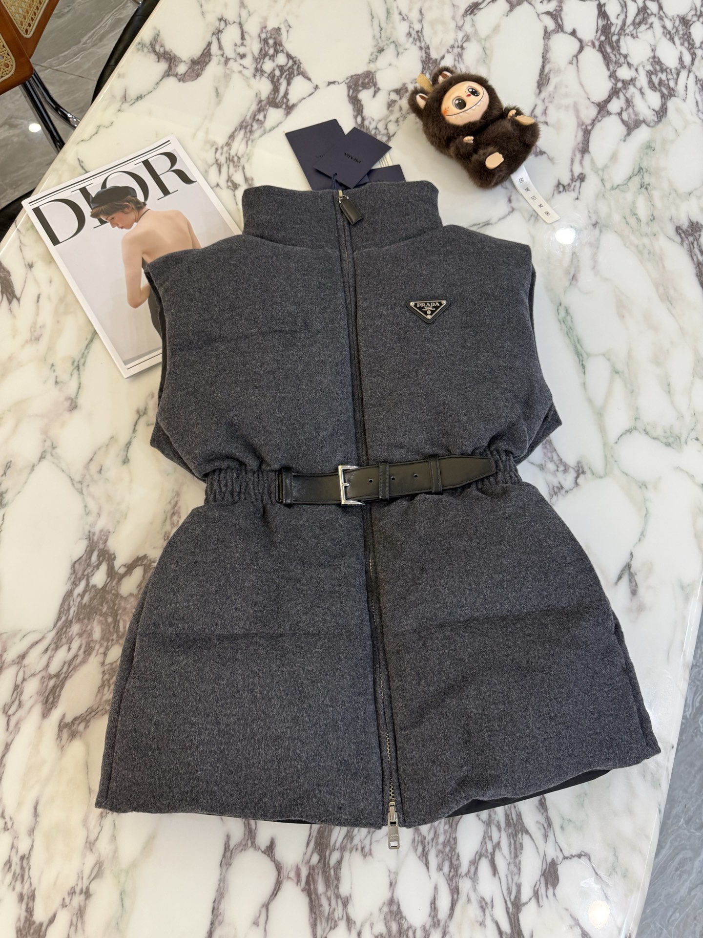 NO:549886,With dust bag 25Prada Prada women's tunic fluffy vest Size 36 38 40 42,,prada,prada,alexander wang19860909配防尘袋 25Prada普拉达女士束腰蓬松马甲 尺码36 38 40 42,,prada,prada,alexander wang,Women's clothing