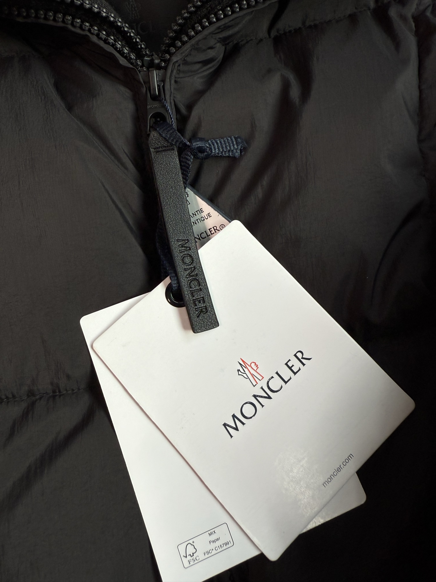 ✨✨✨蒙口秋冬最新款，针织拼接大翻领夹克羽绒服外套 ，针织翻领夹克版型，显瘦不挑人 国标90白鹅绒填充 