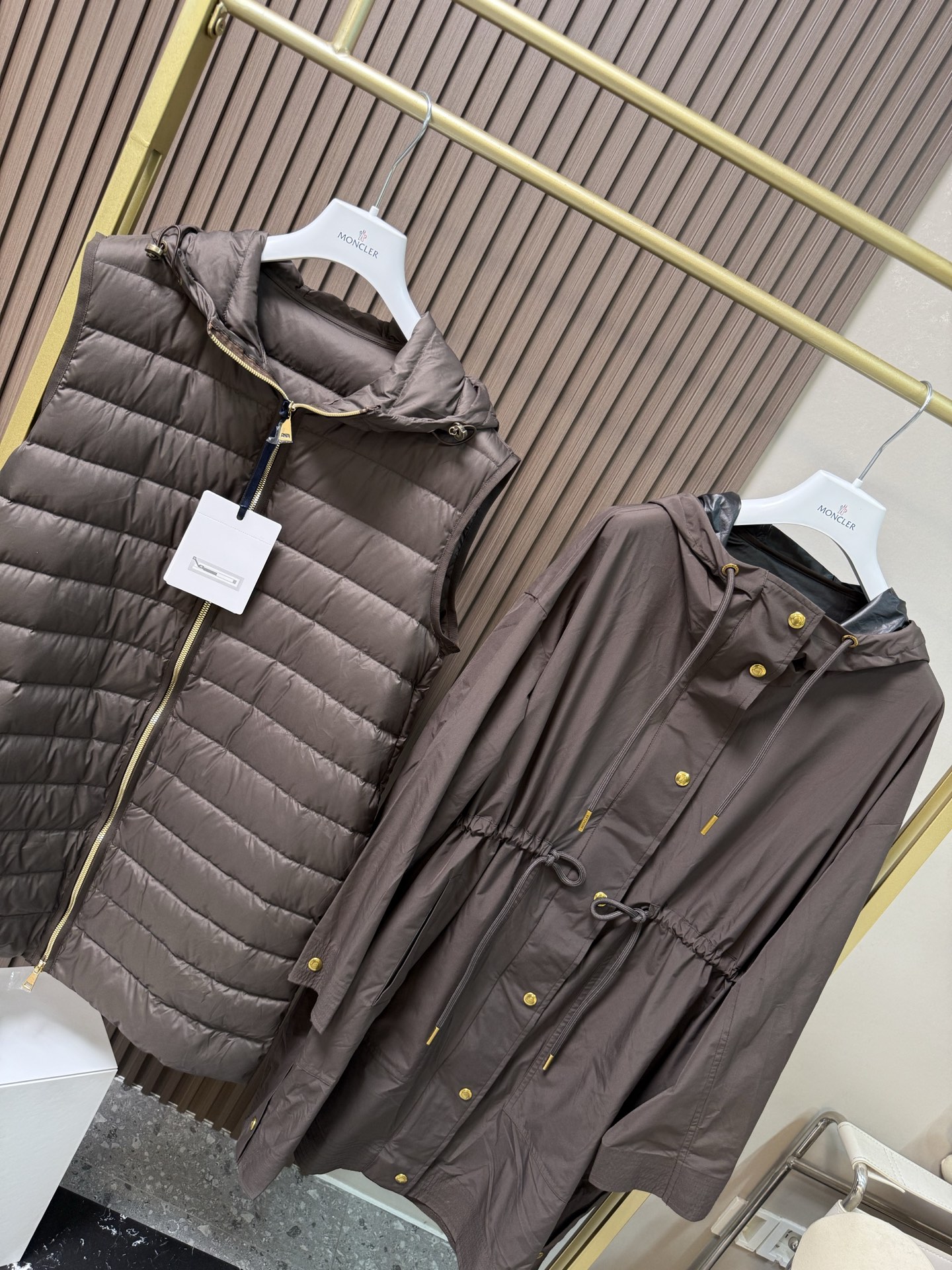 Moncler蒙口25秋冬 Sainbel二合一中长款羽绒服女鹅绒内胆，可当马甲单穿，风衣单穿也可当成羽