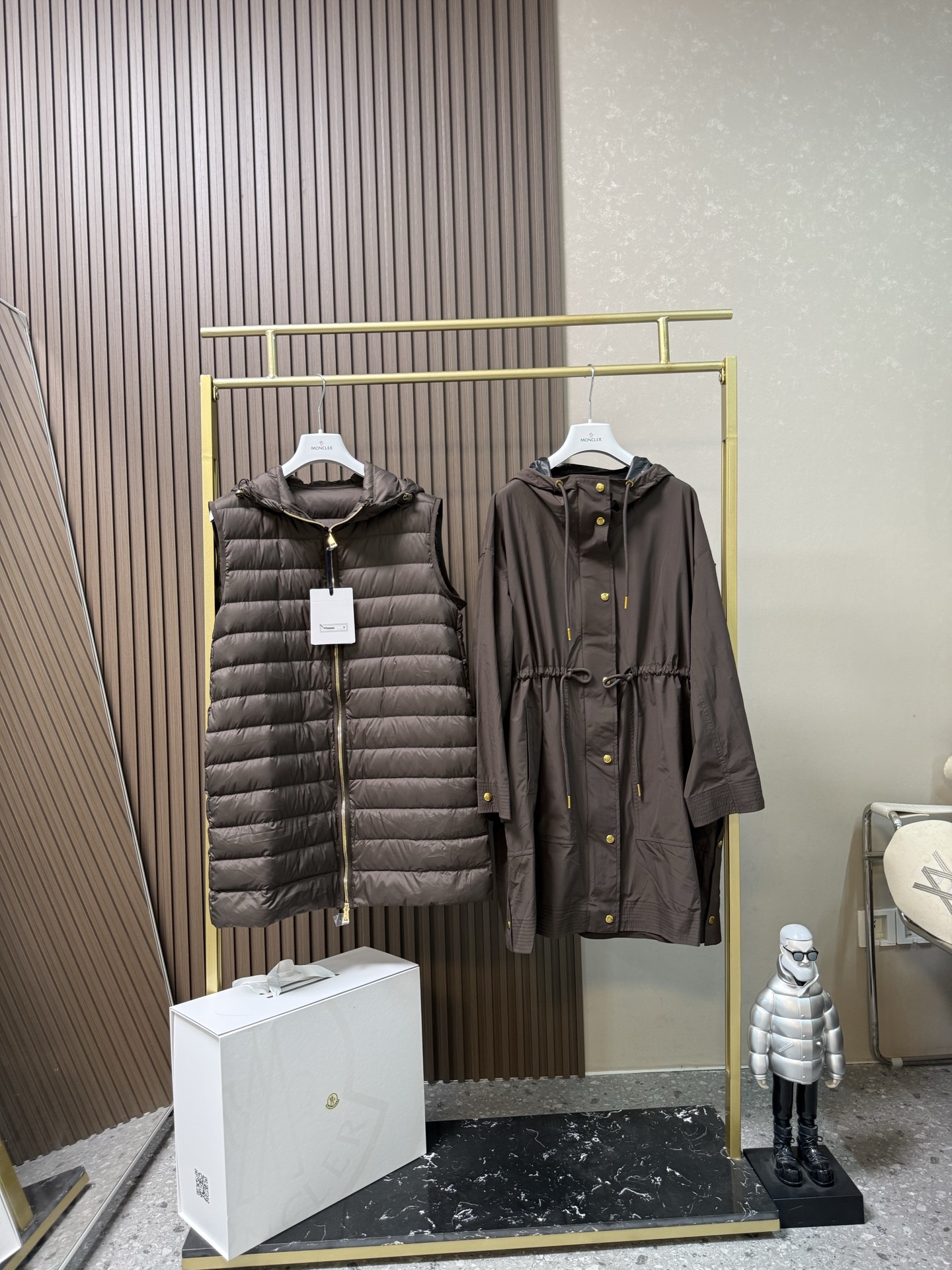 Moncler蒙口25秋冬 Sainbel二合一中长款羽绒服女鹅绒内胆，可当马甲单穿，风衣单穿也可当成羽