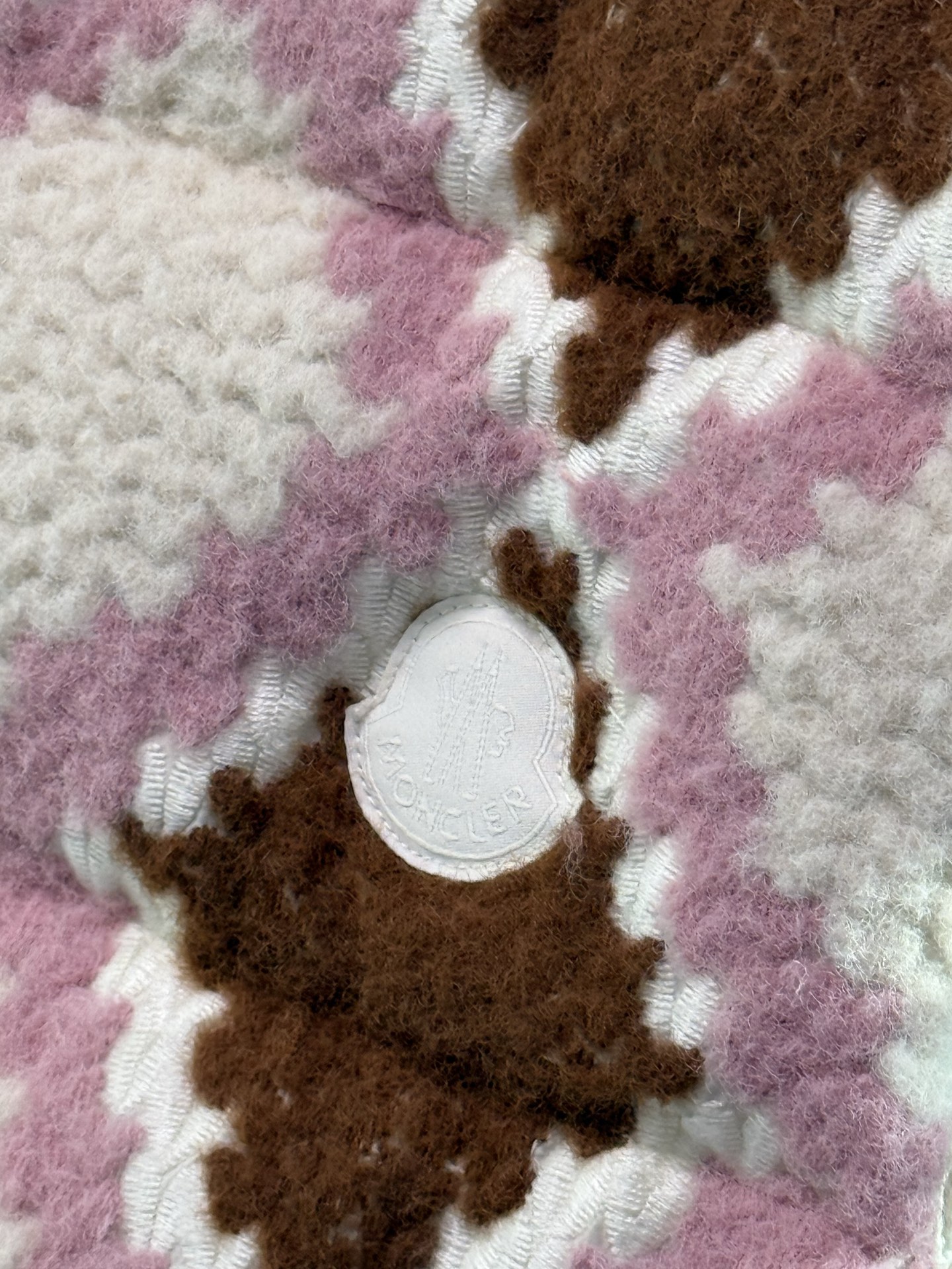 ✨✨✨25 Moncler盟可睐 Armathia 拼色拉链立领羽绒服，马甲同款，刺绣菱格，白灰粉咖四种