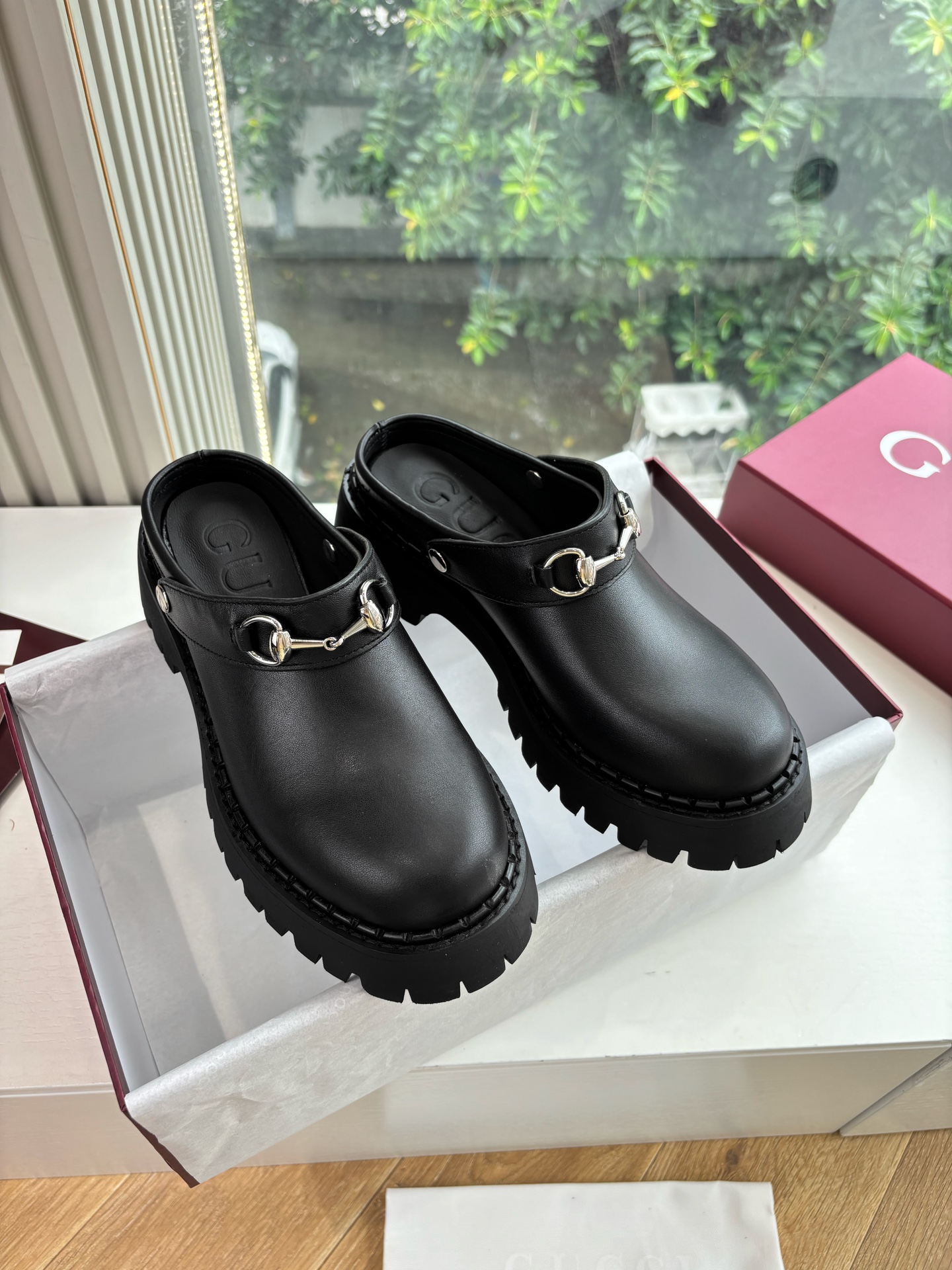 NO:475905,G299 What to see is what to get top version The counter boots are popular. The pair of G boots that are being looked for on the Internet. Gucc* Gucci 2025FW show hits without original version. Buy the original version one to one perfect replica. High-quality and understanding goods. Fabric: original imported matte cowhide. Inner to version. Sole original sole. Size 35-45 (45 customized, no return or exchange) 39.40. Order notes men and women, boots, gucci, gucci, boots, cowhide19860909G299所见即所得 顶级版本 专柜长靴火爆全网在找的双G靴子Gucc*古驰2025FW走秀大爆款无原版不开发购买原版一比一完美复刻 高品质懂货你就来 面料:原版进口磨砂牛皮 内里对版内里 鞋底原版鞋底 码数35-45(45订做不退换）39.40下单注明男女,靴子,gucci,gucci,boots,cowhide,Women's Shoes