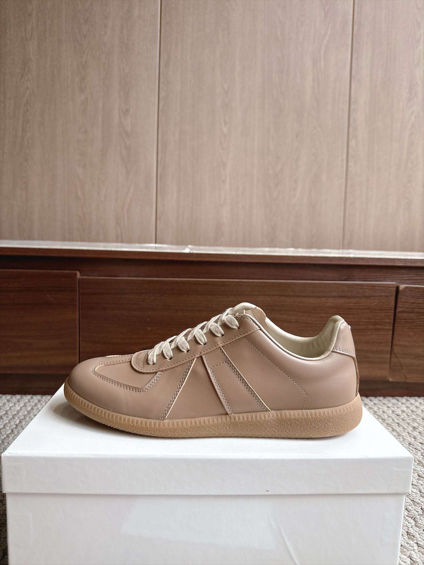 Designer Sneakers