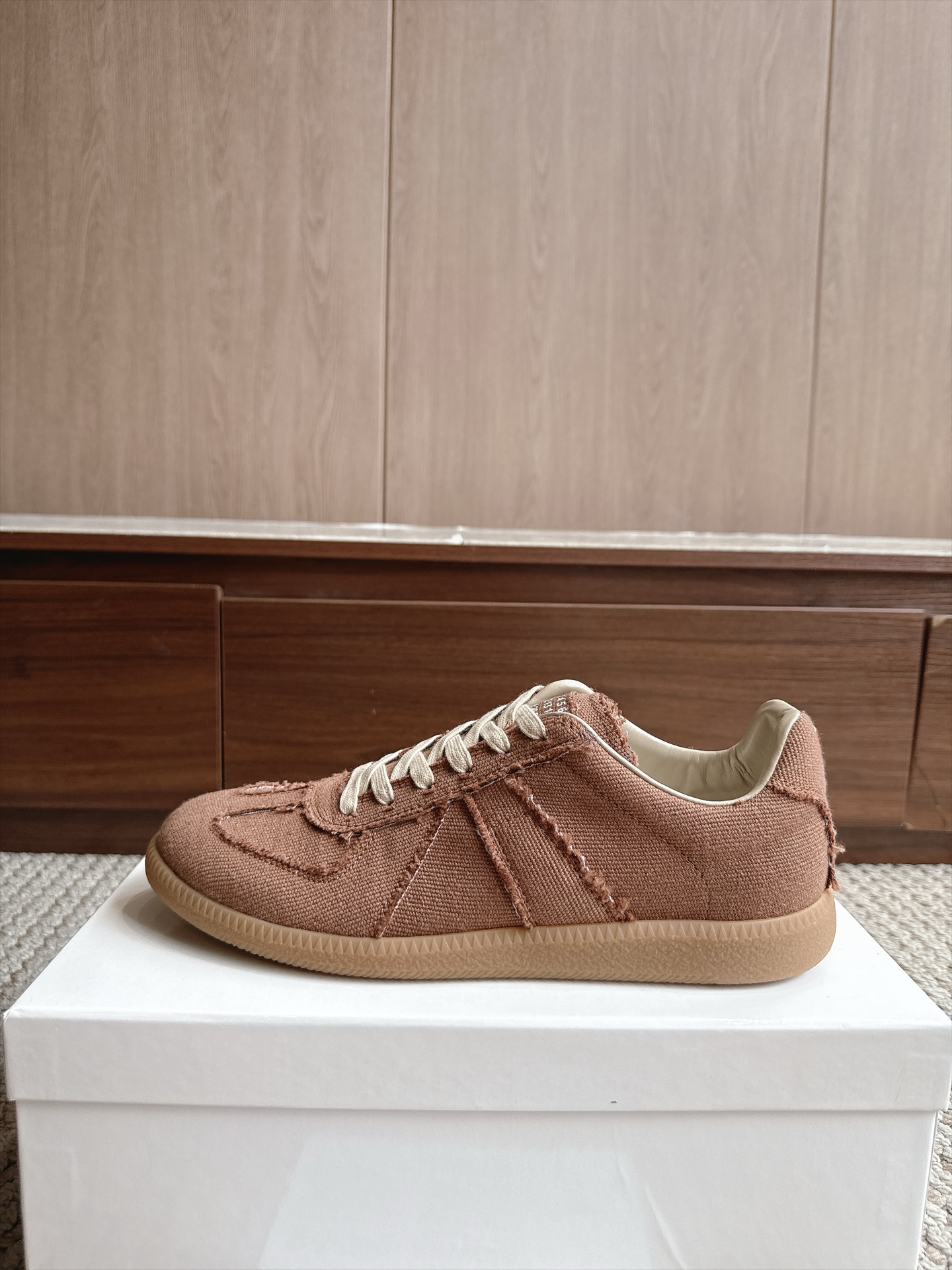 Designer Sneakers