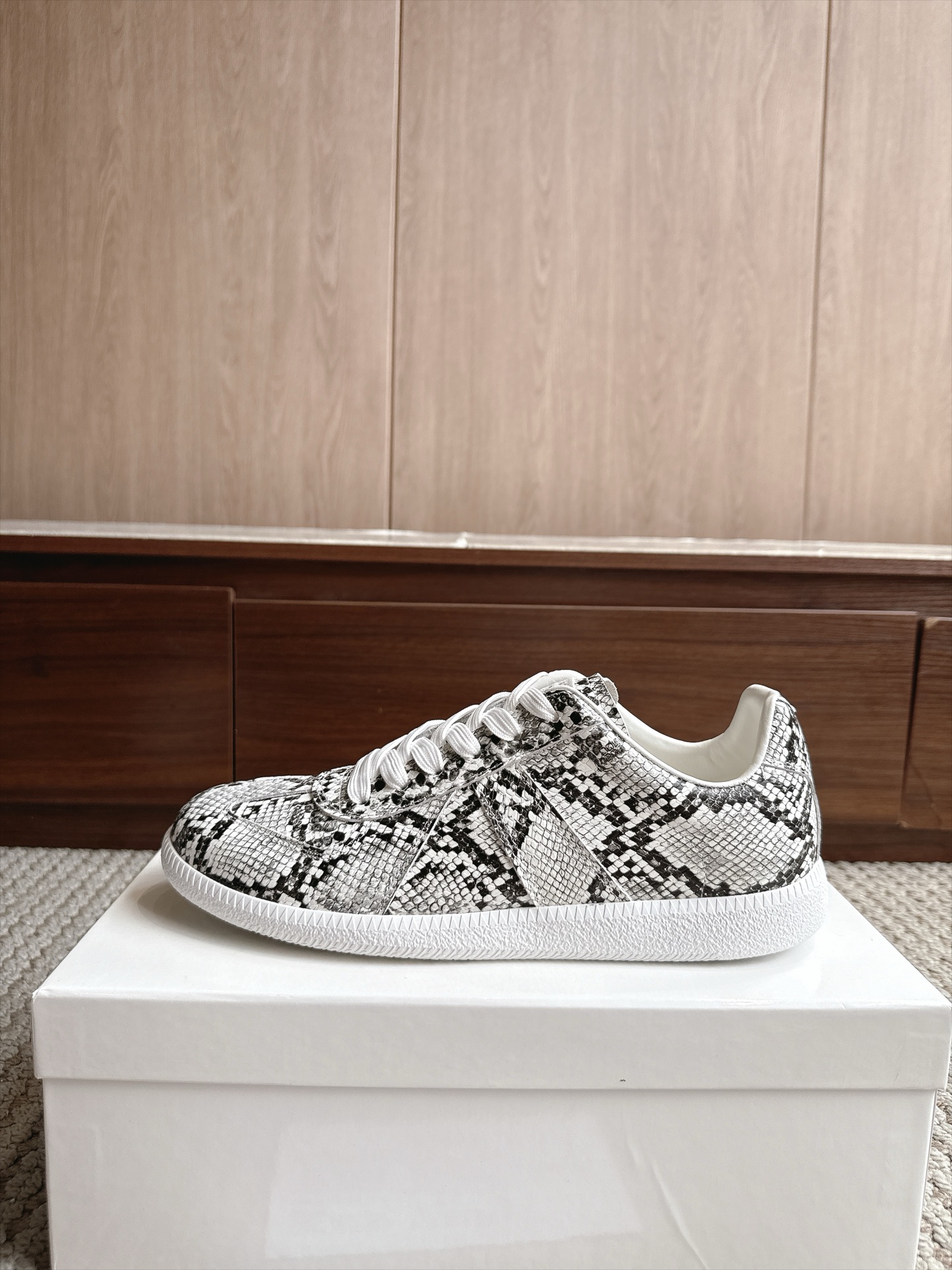 Designer Sneakers