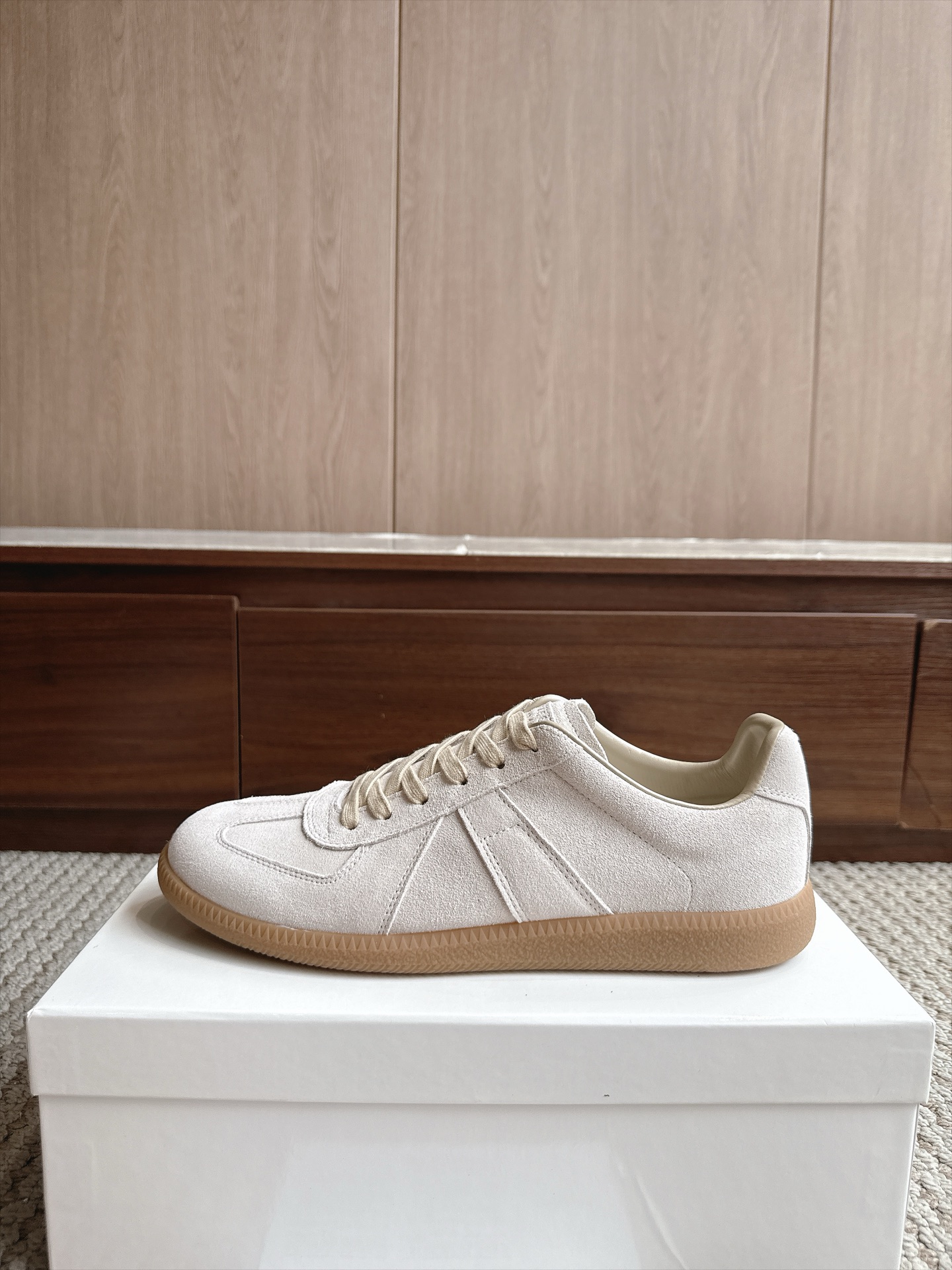 Designer Sneakers