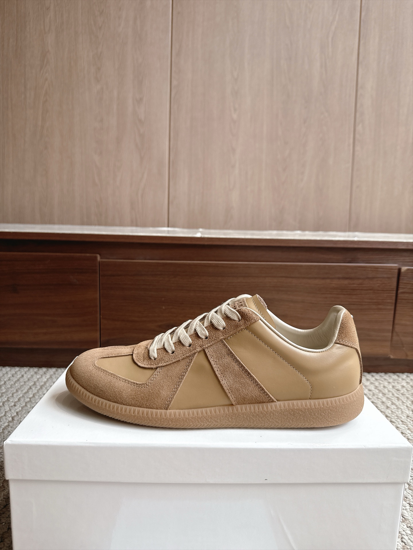 Designer Sneakers