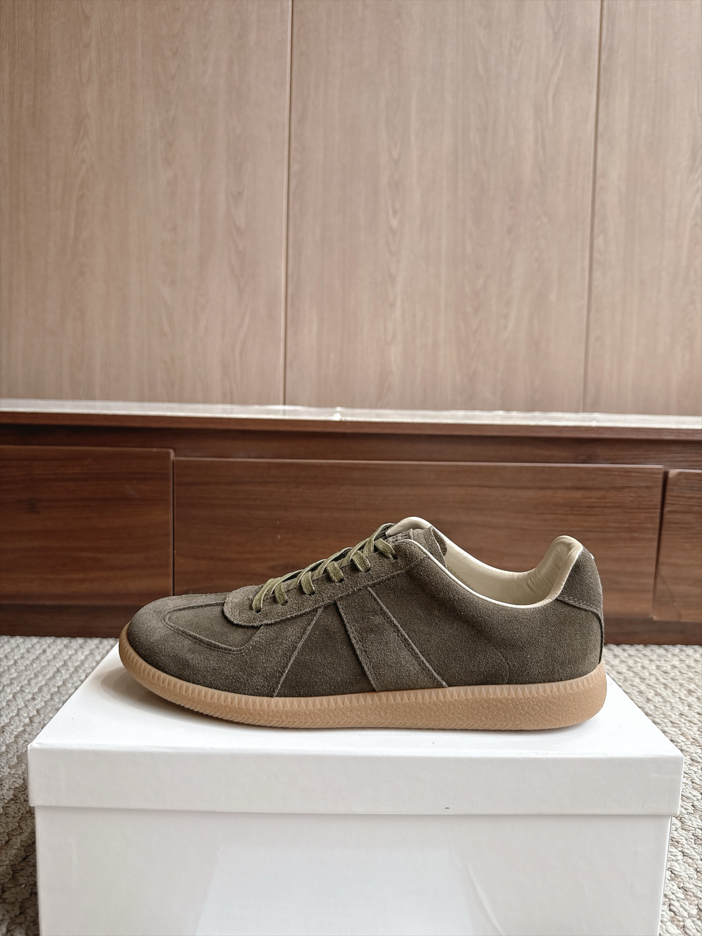 Designer Sneakers
